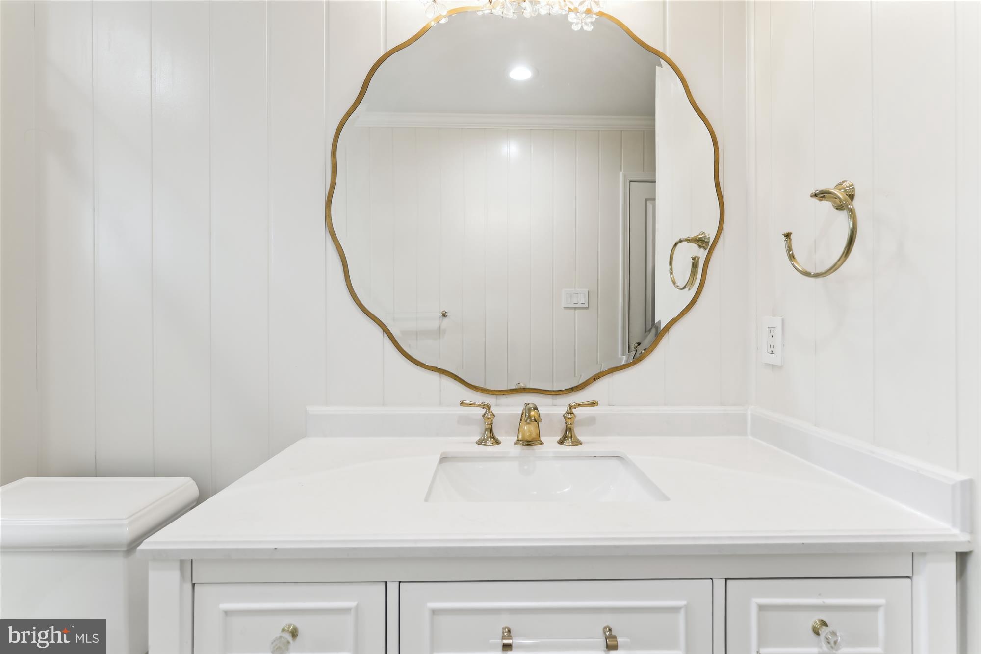 OAKTON - Residential