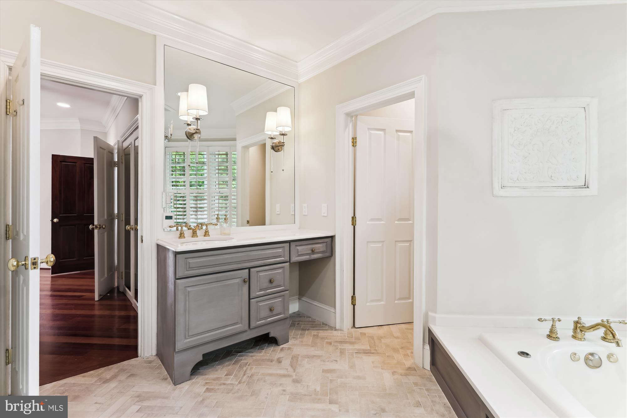 OAKTON - Residential