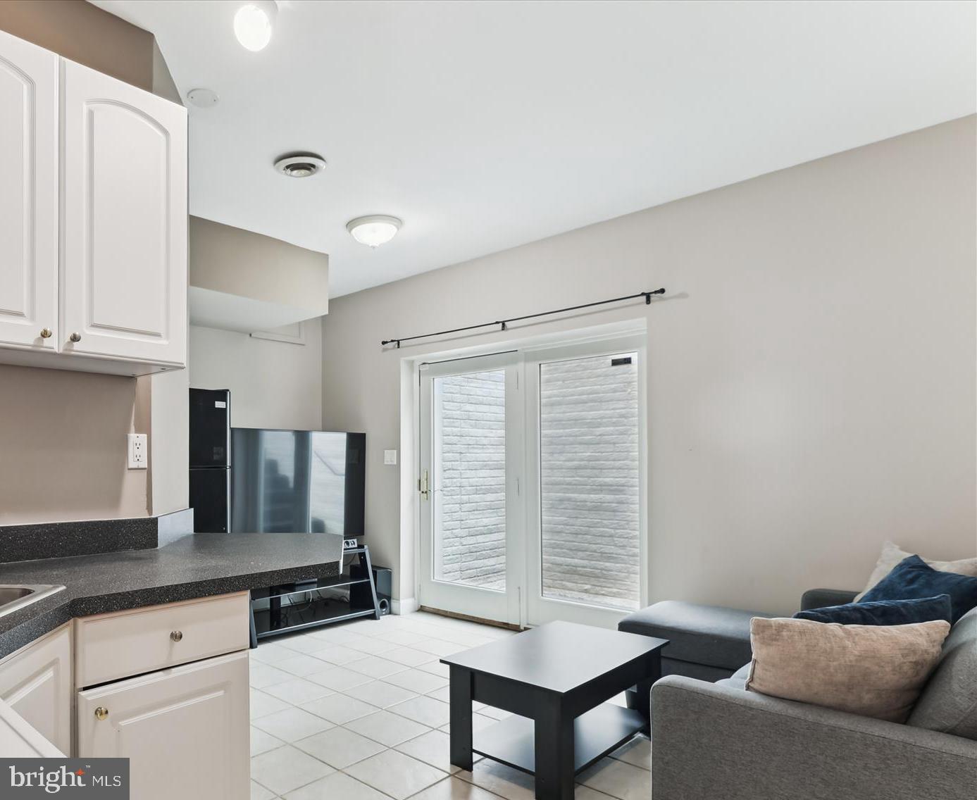 OAKTON - Residential