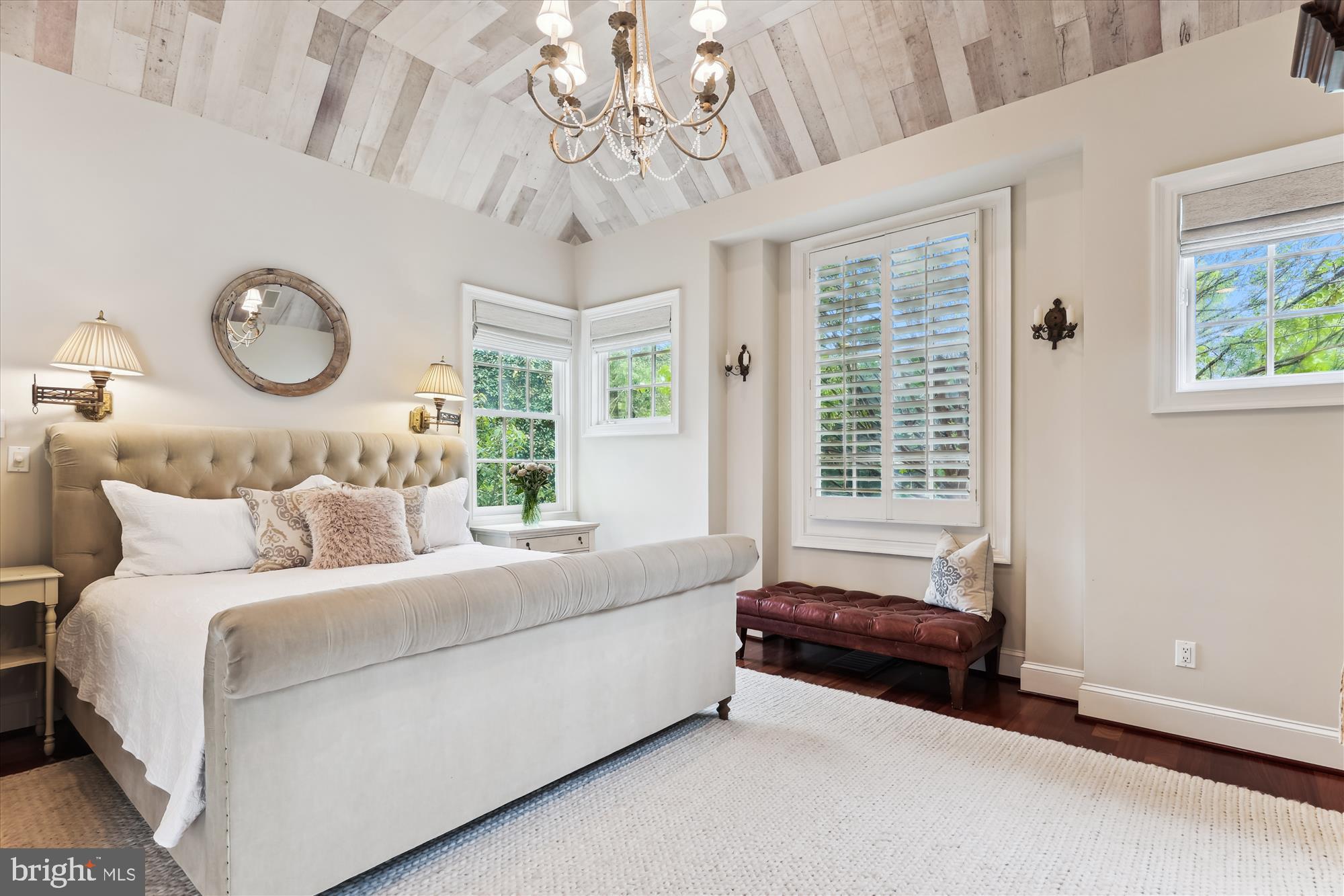 OAKTON - Residential