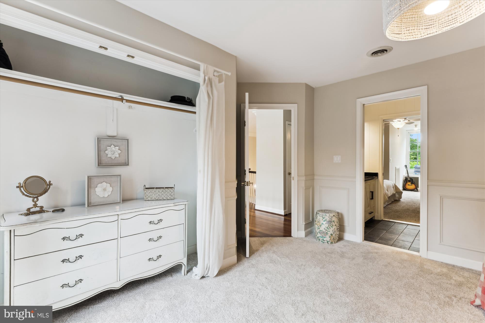 OAKTON - Residential