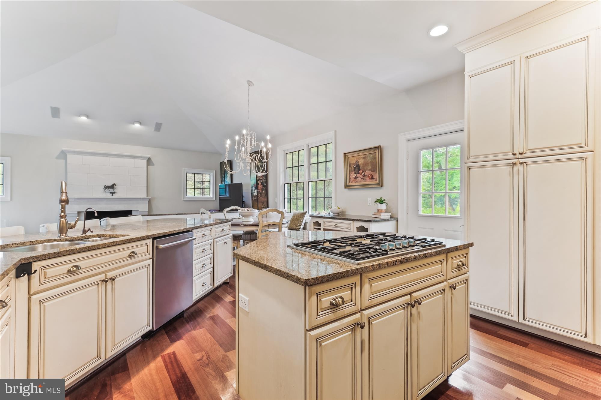 OAKTON - Residential