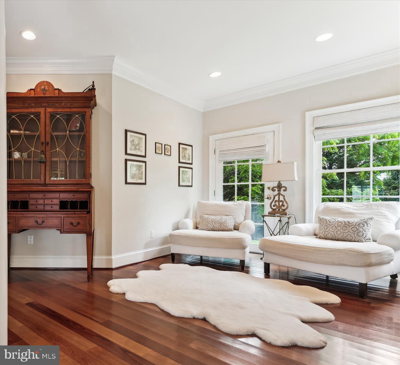 OAKTON - Residential