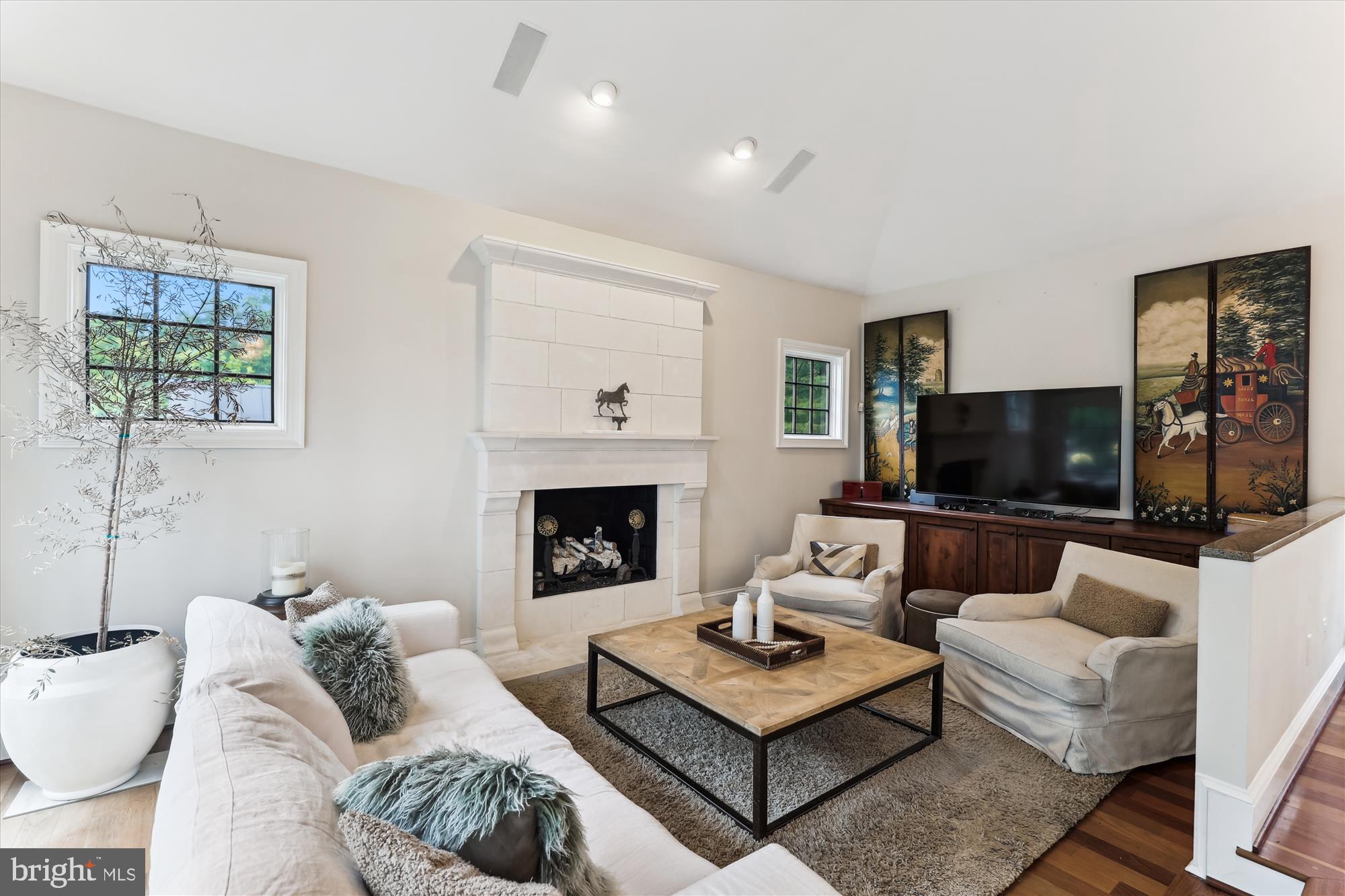 OAKTON - Residential