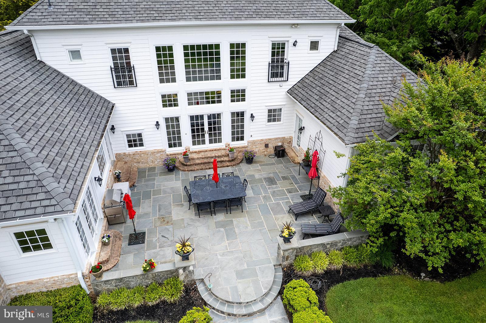 OAKTON - Residential