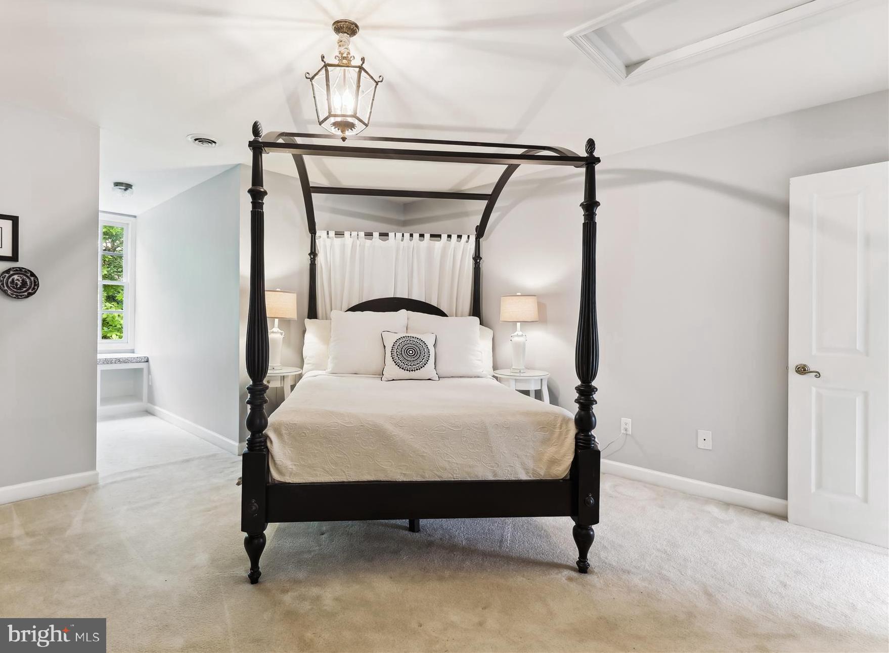 OAKTON - Residential