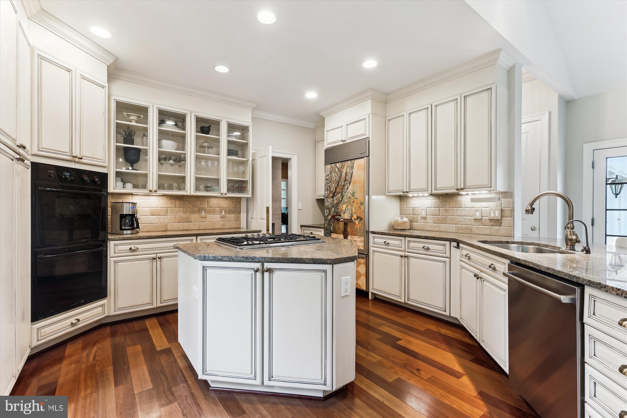 OAKTON - Residential