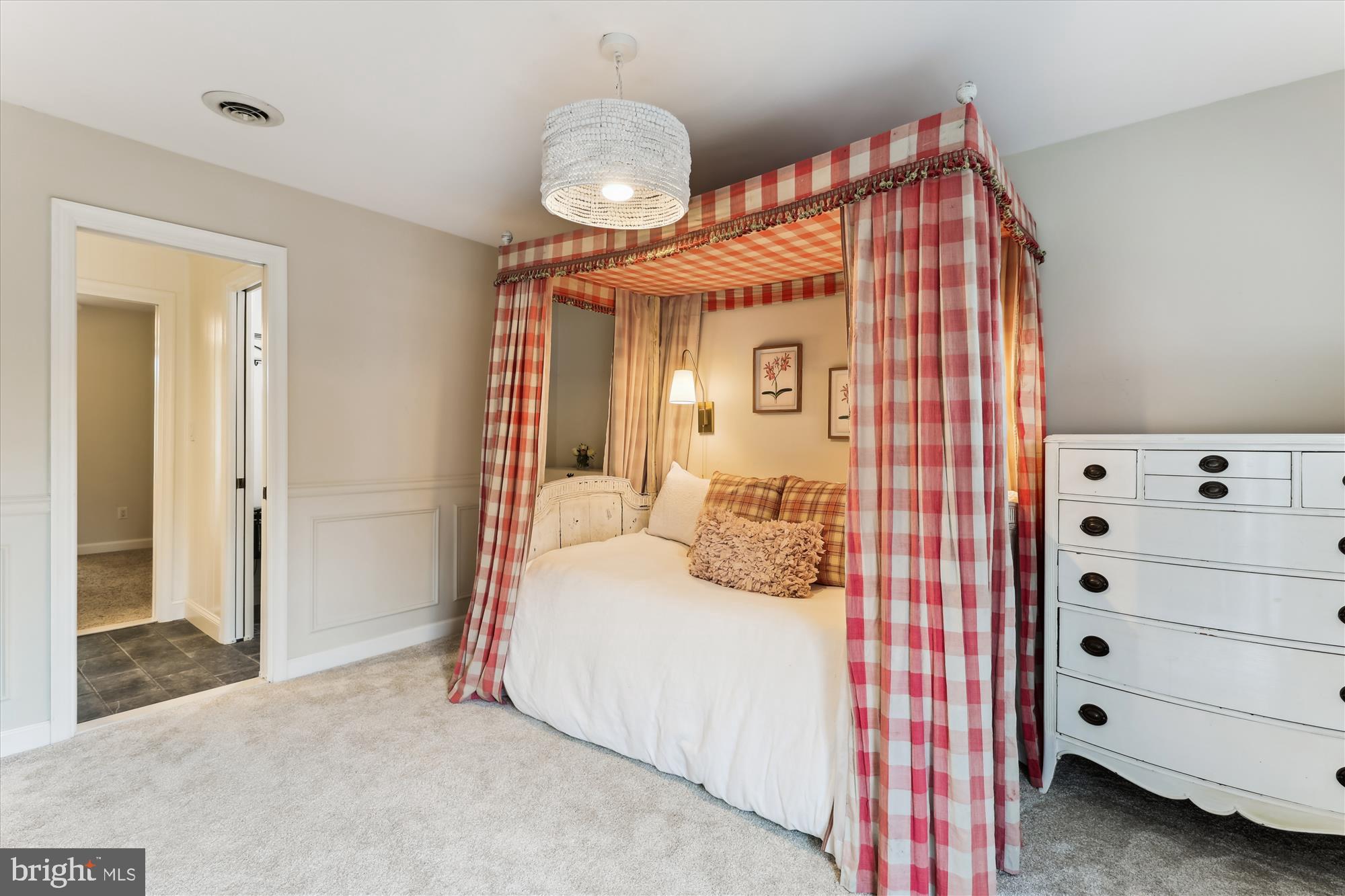 OAKTON - Residential