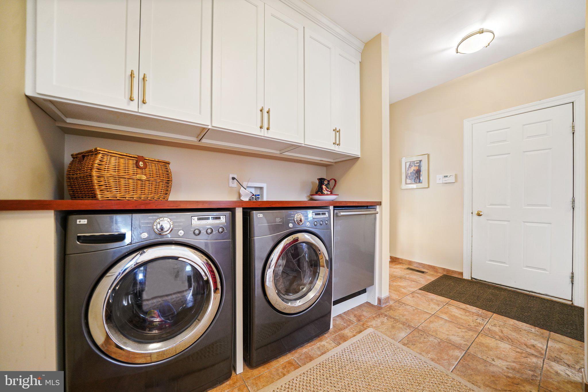 WYCKFIELD - Residential