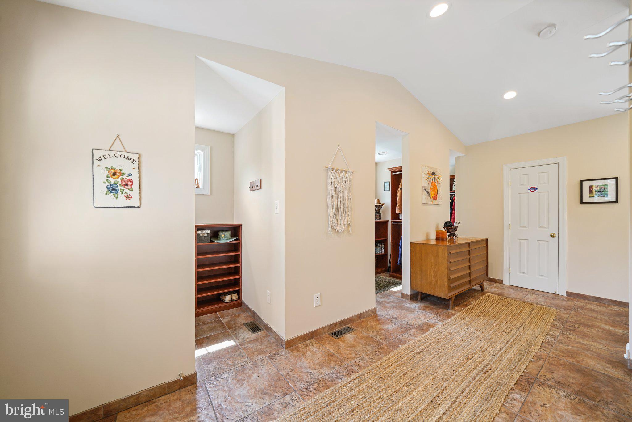 WYCKFIELD - Residential