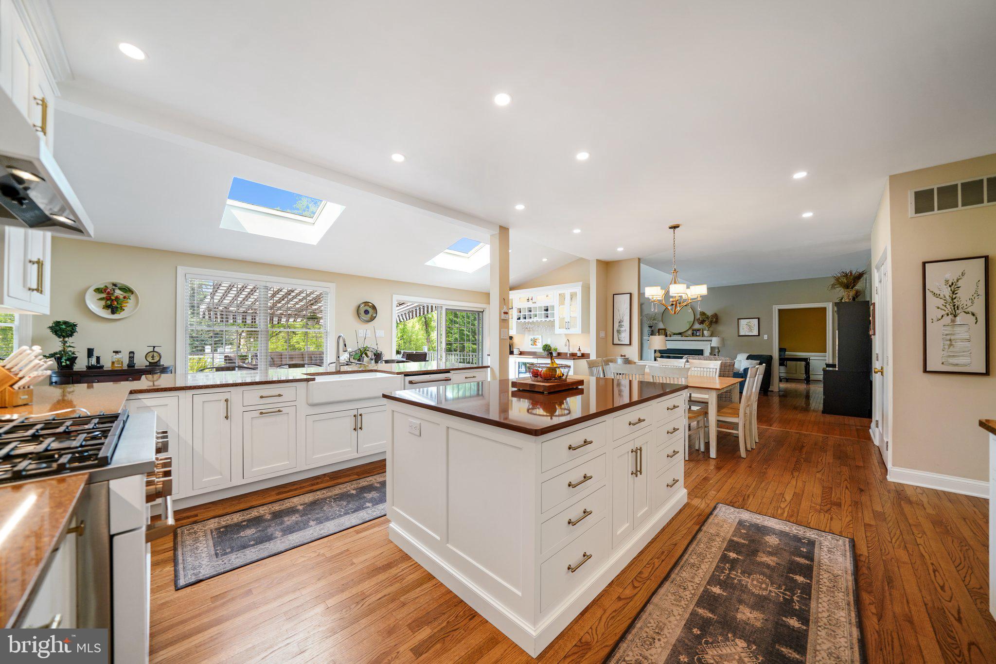 WYCKFIELD - Residential