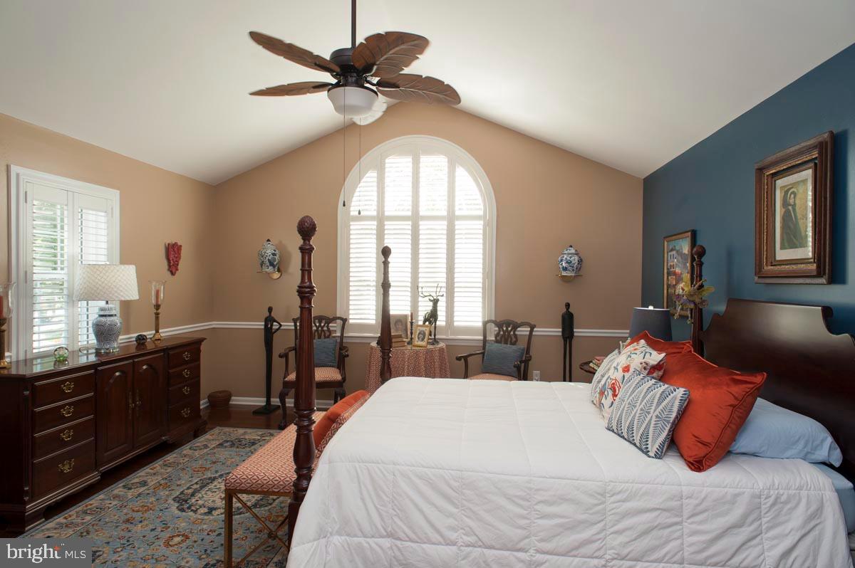WILLOW BEND FARM - Residential