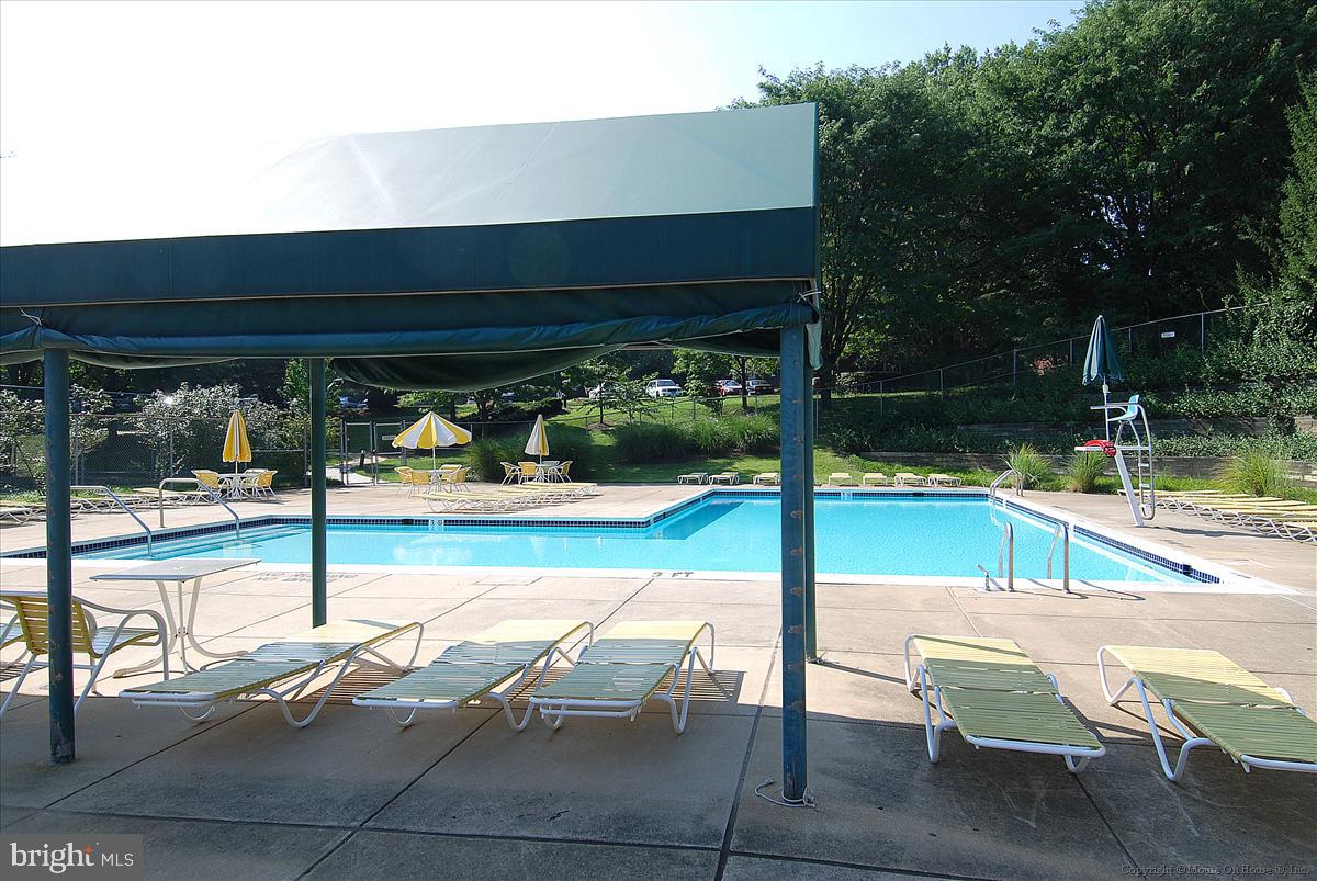 ASTORIA CONDOMINIUM - Residential