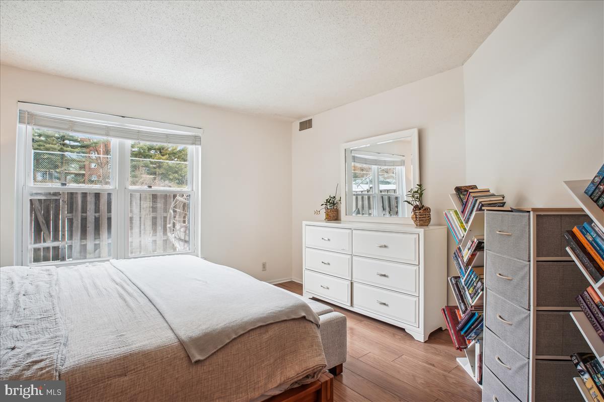 ASTORIA CONDOMINIUM - Residential