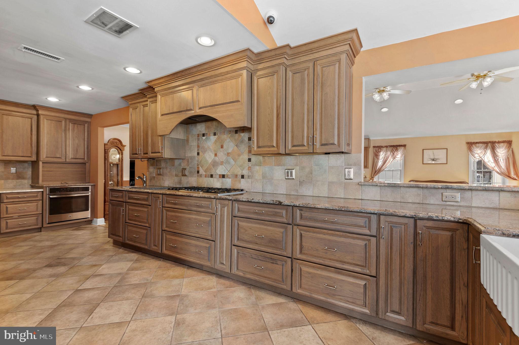 ROBINWOOD FARM - Residential