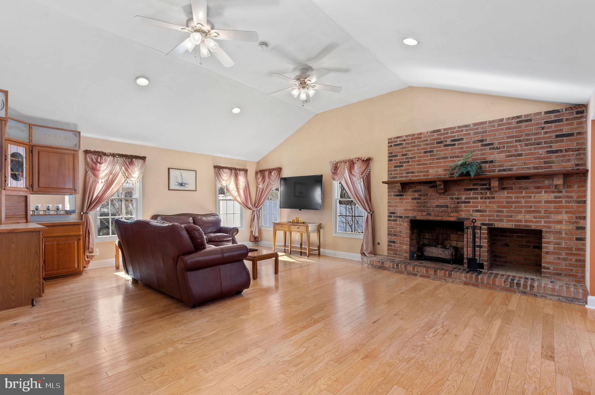 ROBINWOOD FARM - Residential