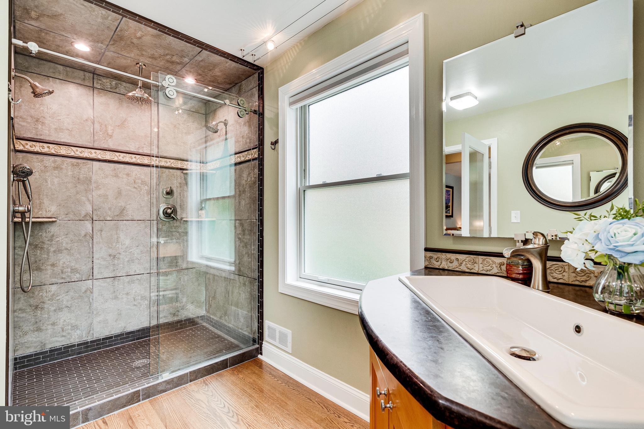 BARCROFT HILLS - Residential