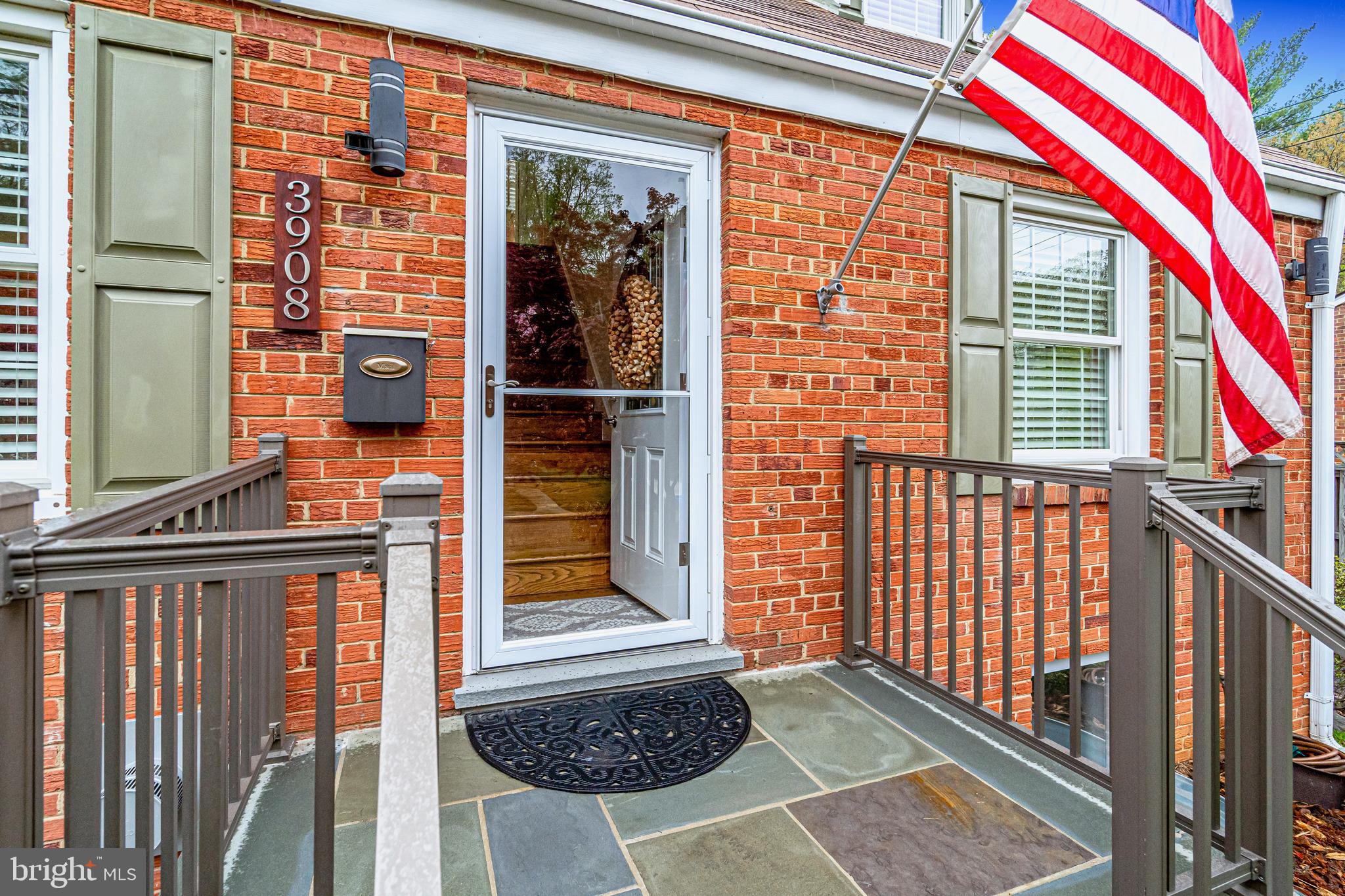 BARCROFT HILLS - Residential