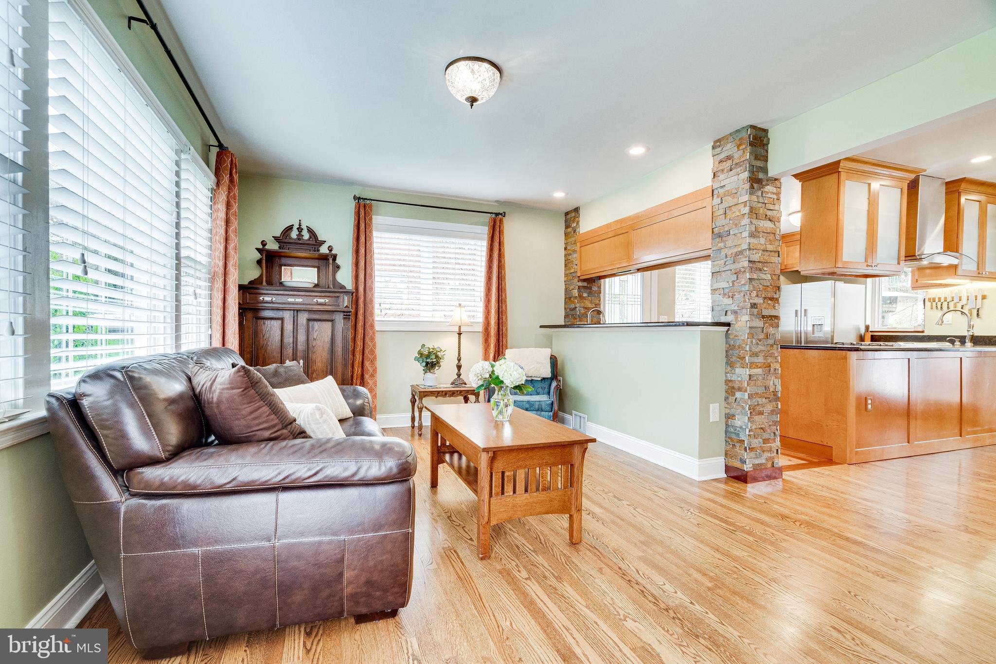 BARCROFT HILLS - Residential