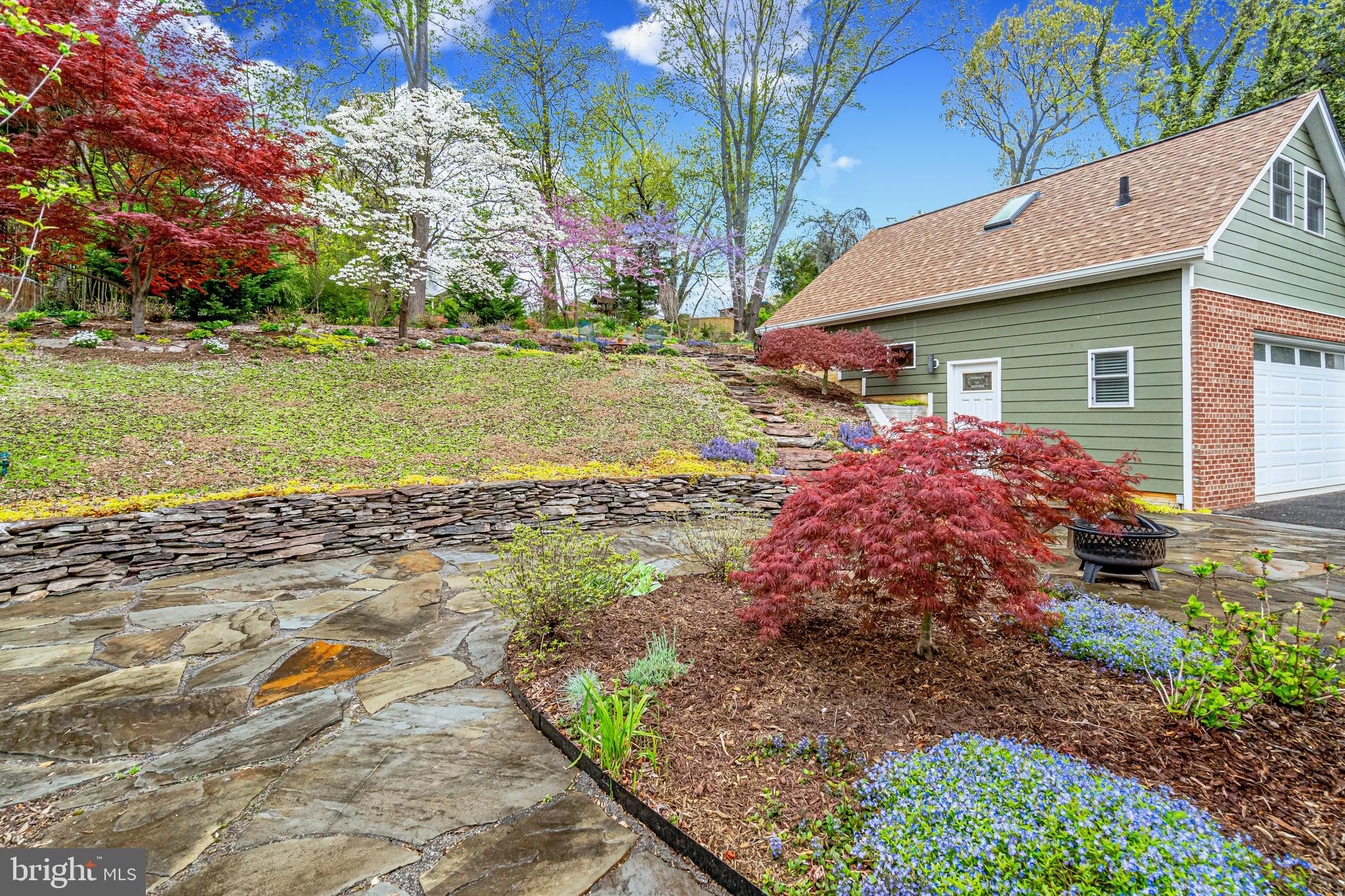 BARCROFT HILLS - Residential