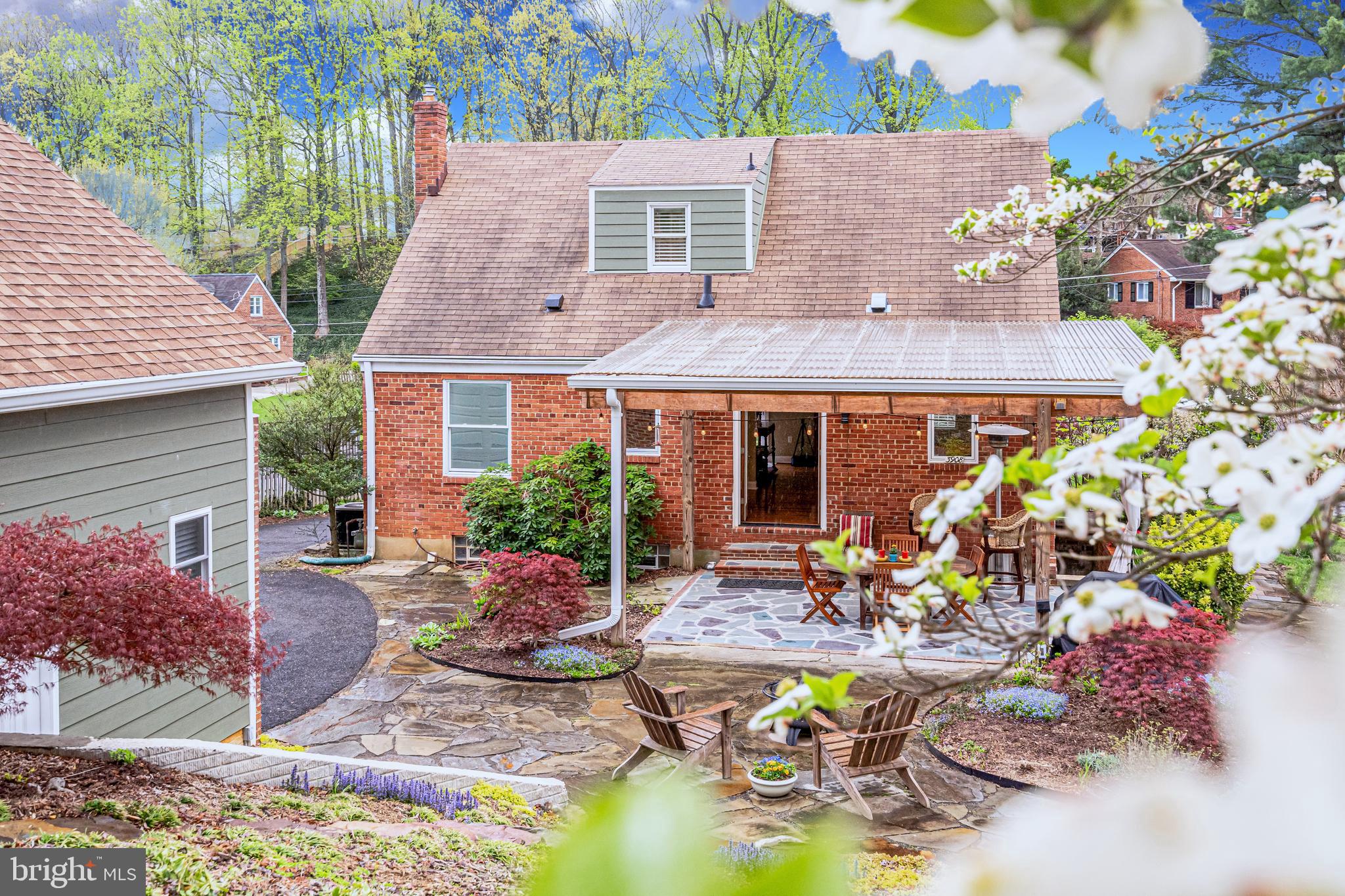 BARCROFT HILLS - Residential