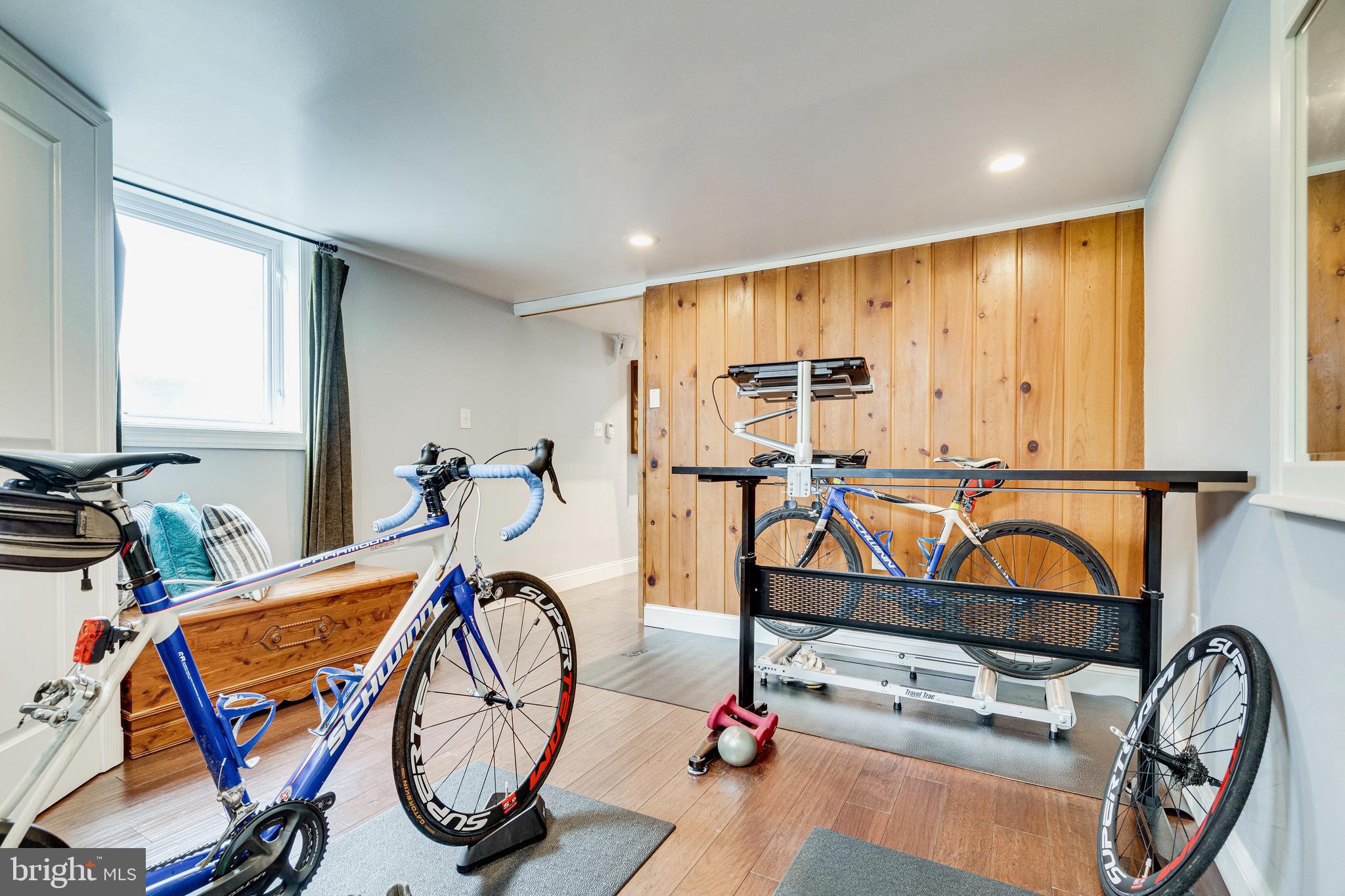 BARCROFT HILLS - Residential