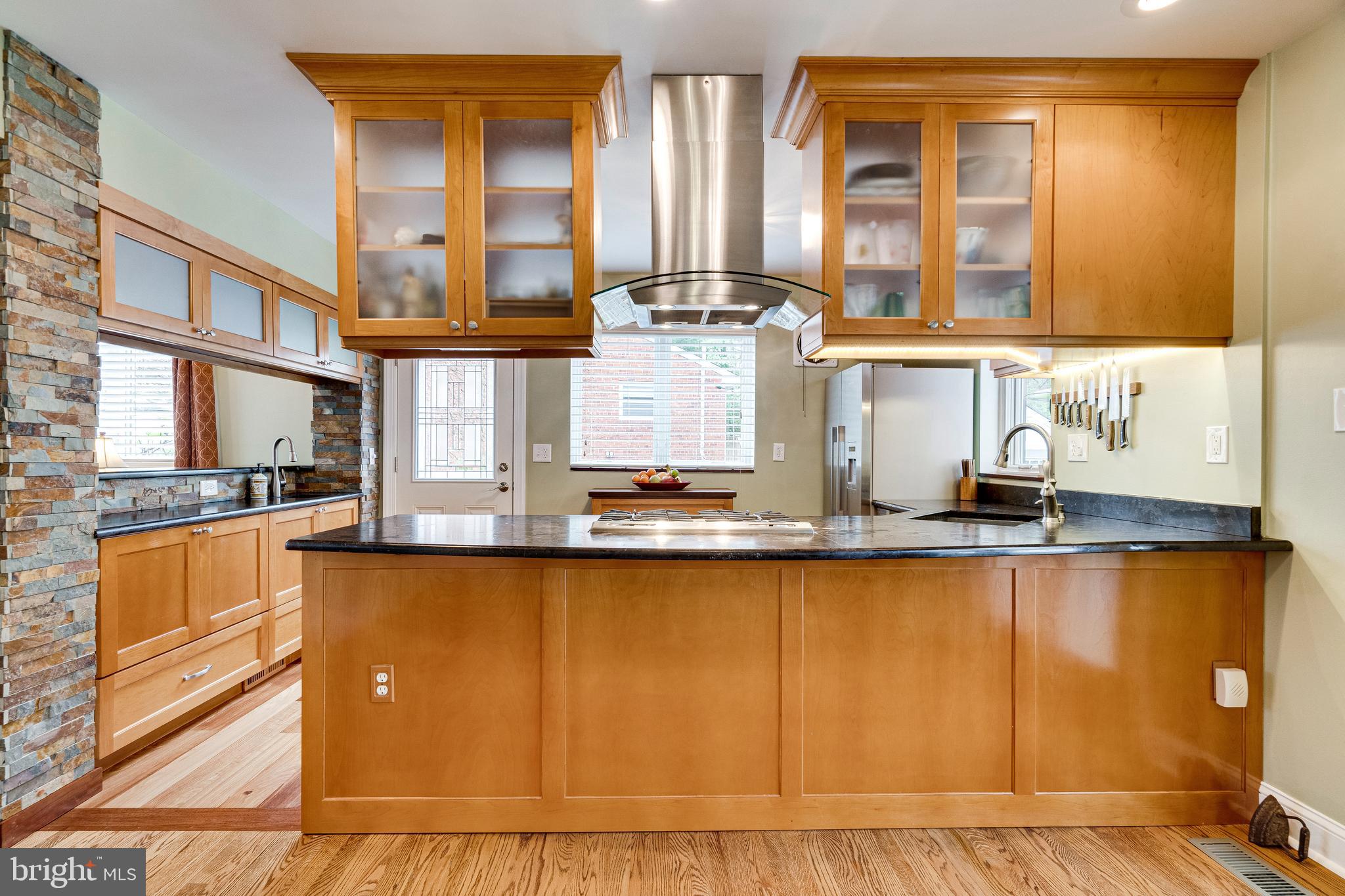 BARCROFT HILLS - Residential