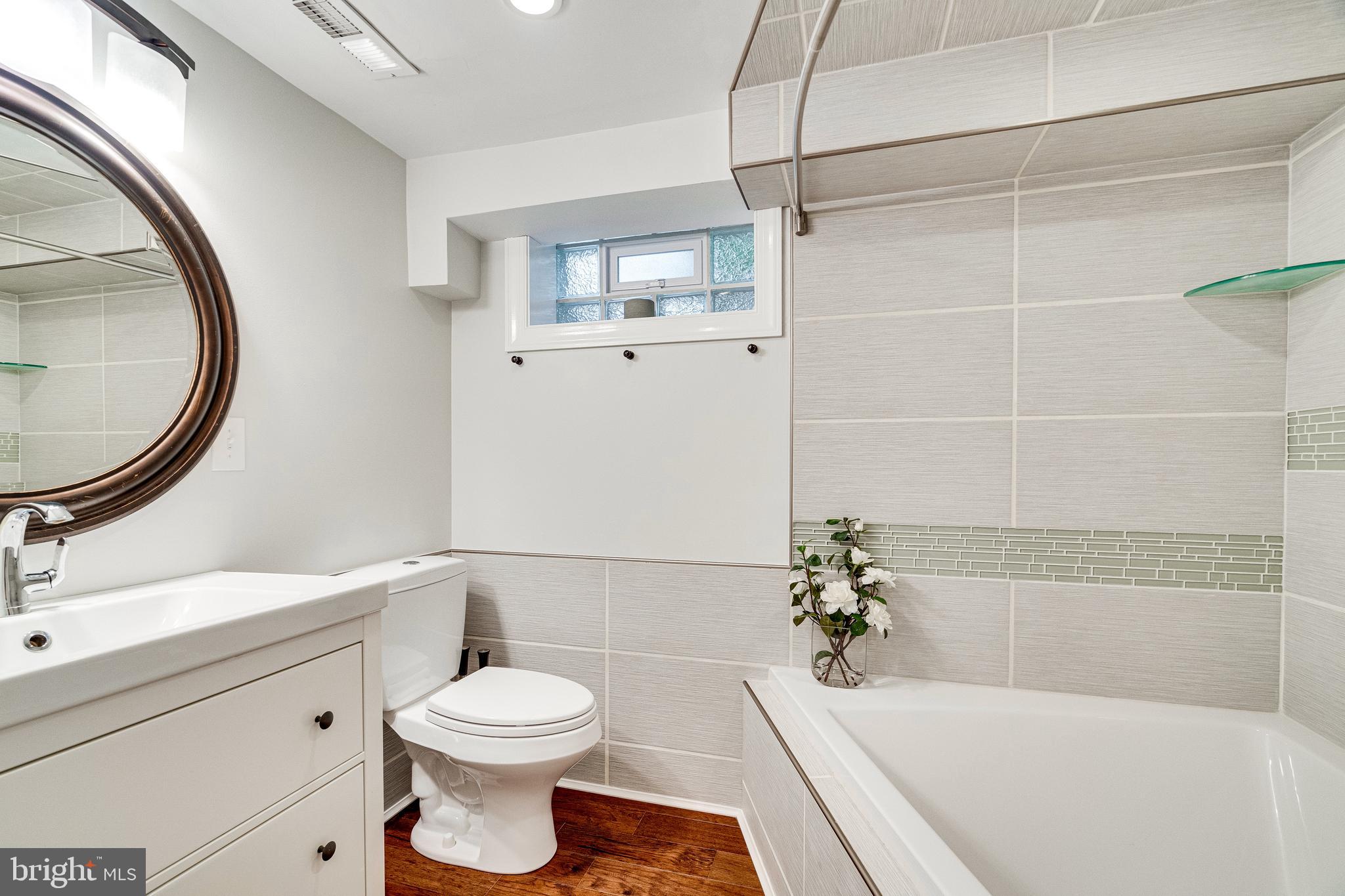 BARCROFT HILLS - Residential