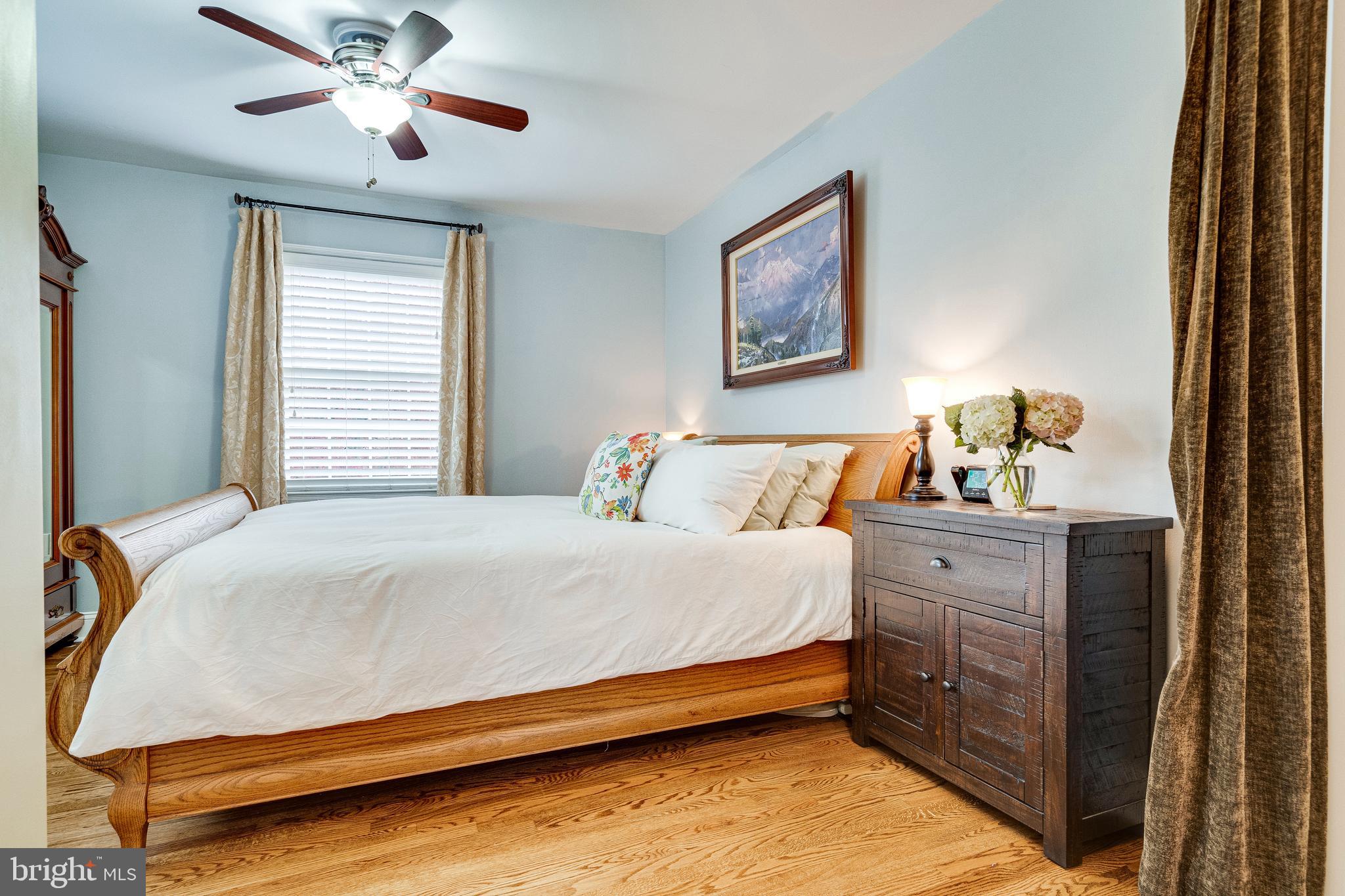 BARCROFT HILLS - Residential