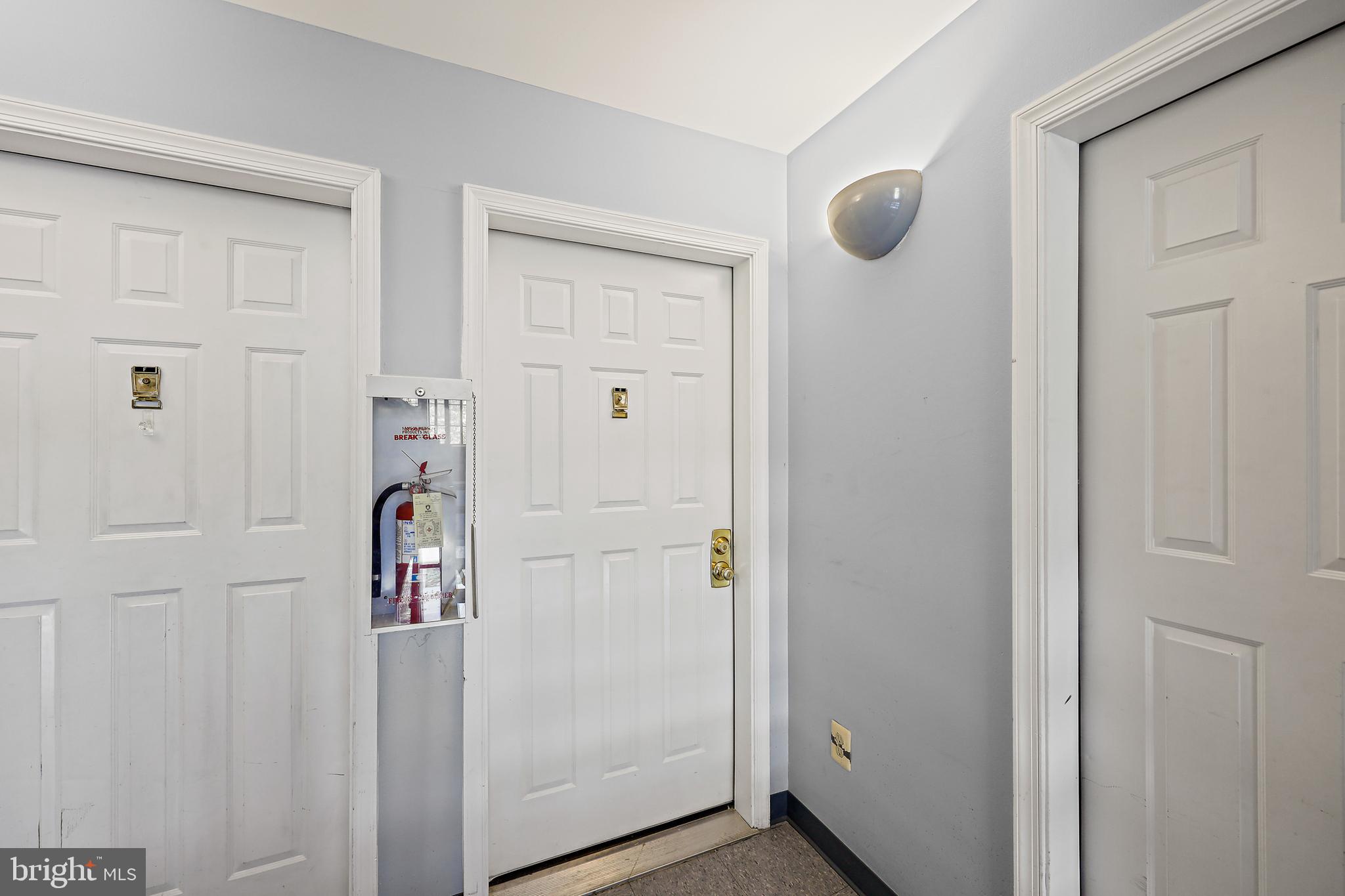 VILLAGE OF MONTGOMERY RUN - Residential