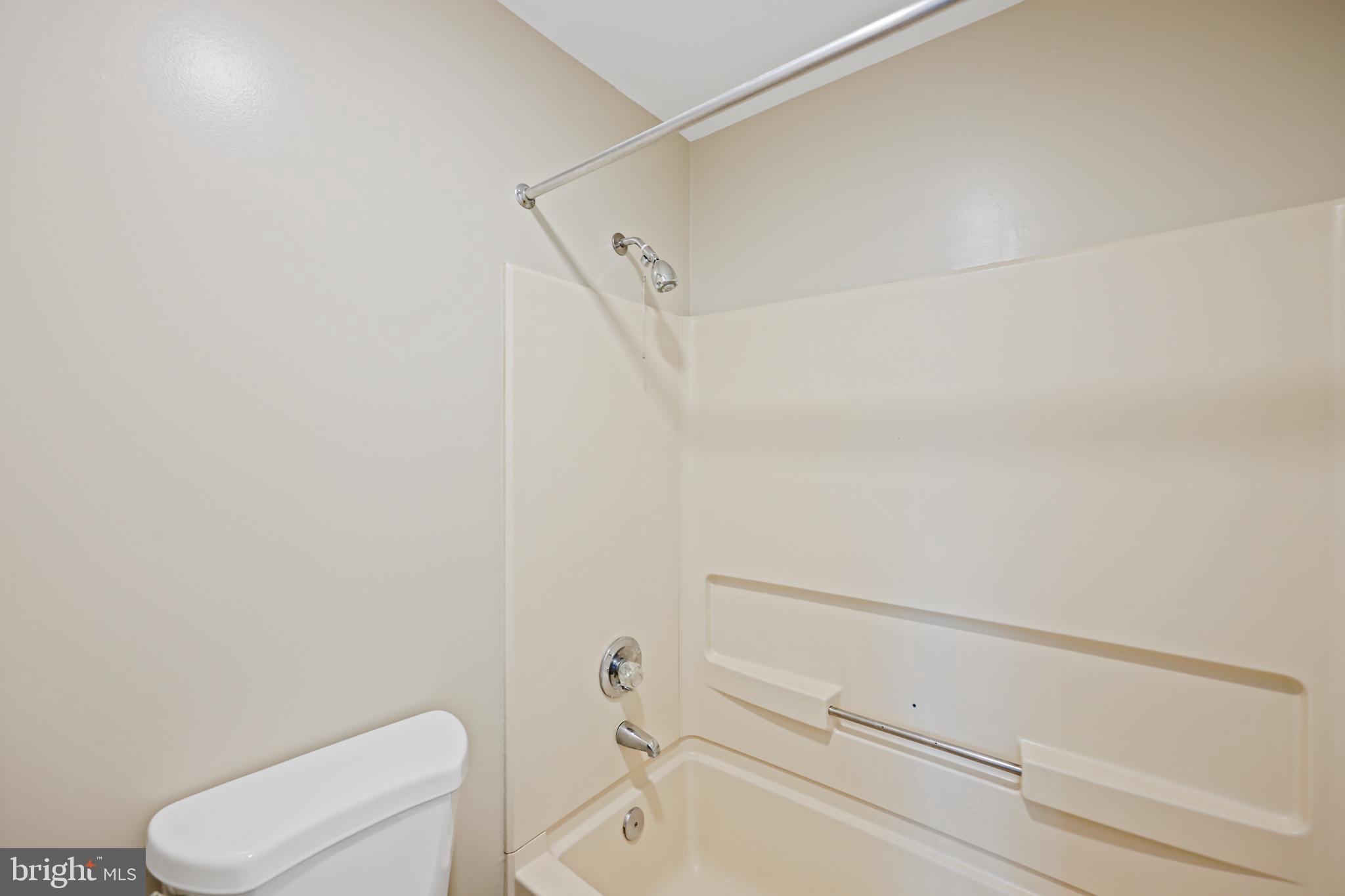 VILLAGE OF MONTGOMERY RUN - Residential