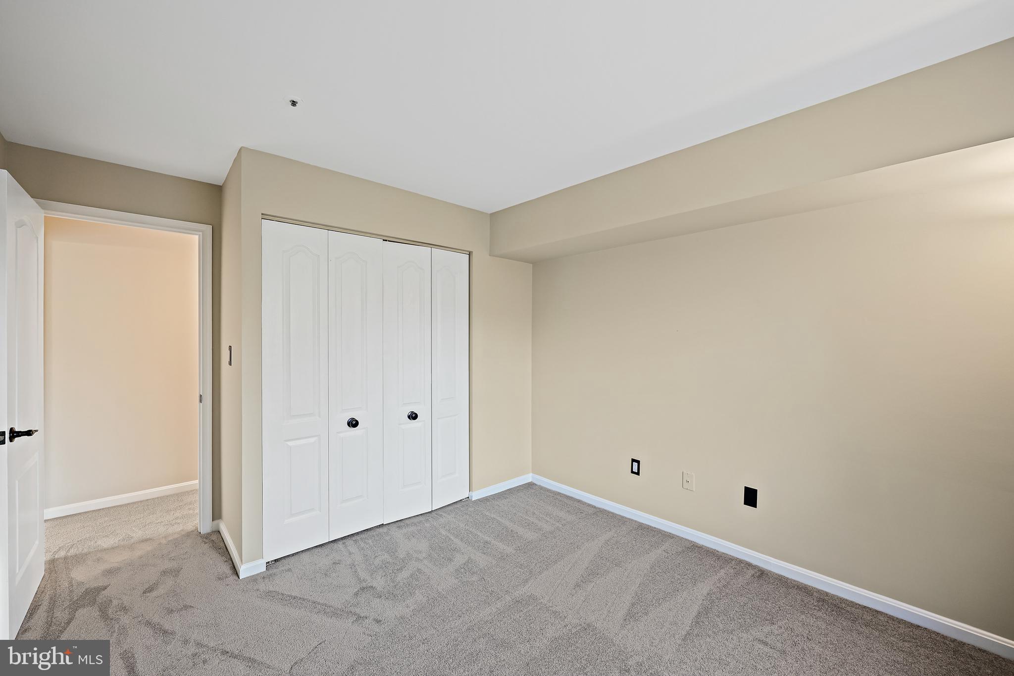 VILLAGE OF MONTGOMERY RUN - Residential