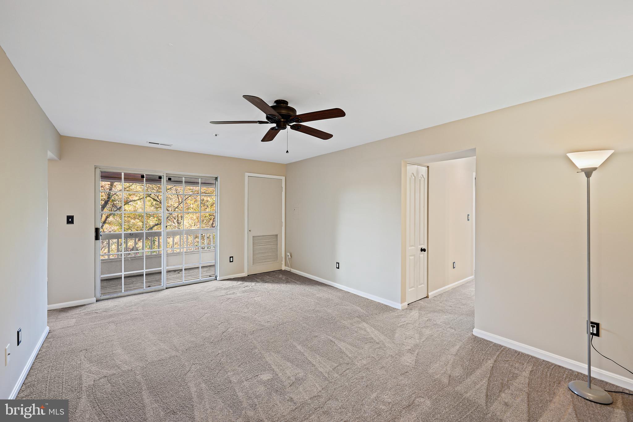 VILLAGE OF MONTGOMERY RUN - Residential