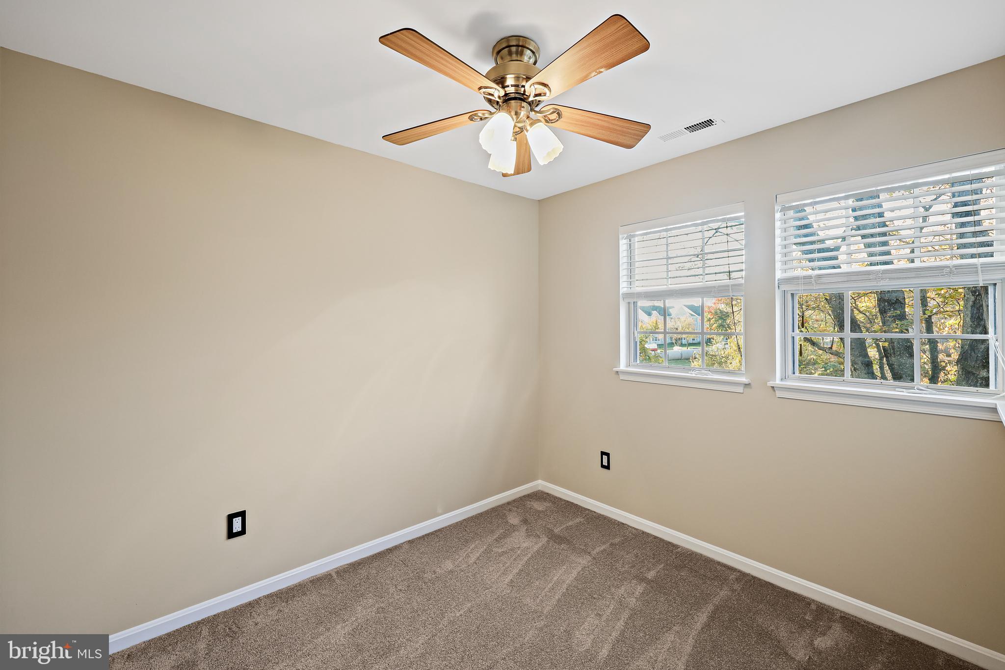 VILLAGE OF MONTGOMERY RUN - Residential