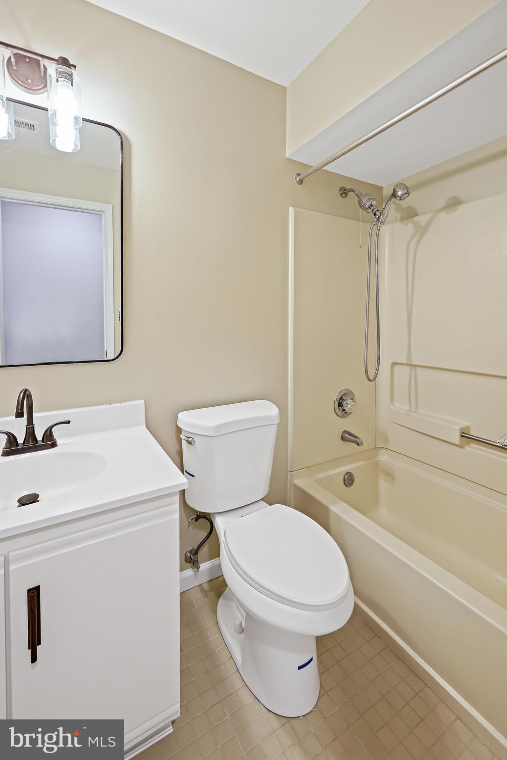 VILLAGE OF MONTGOMERY RUN - Residential