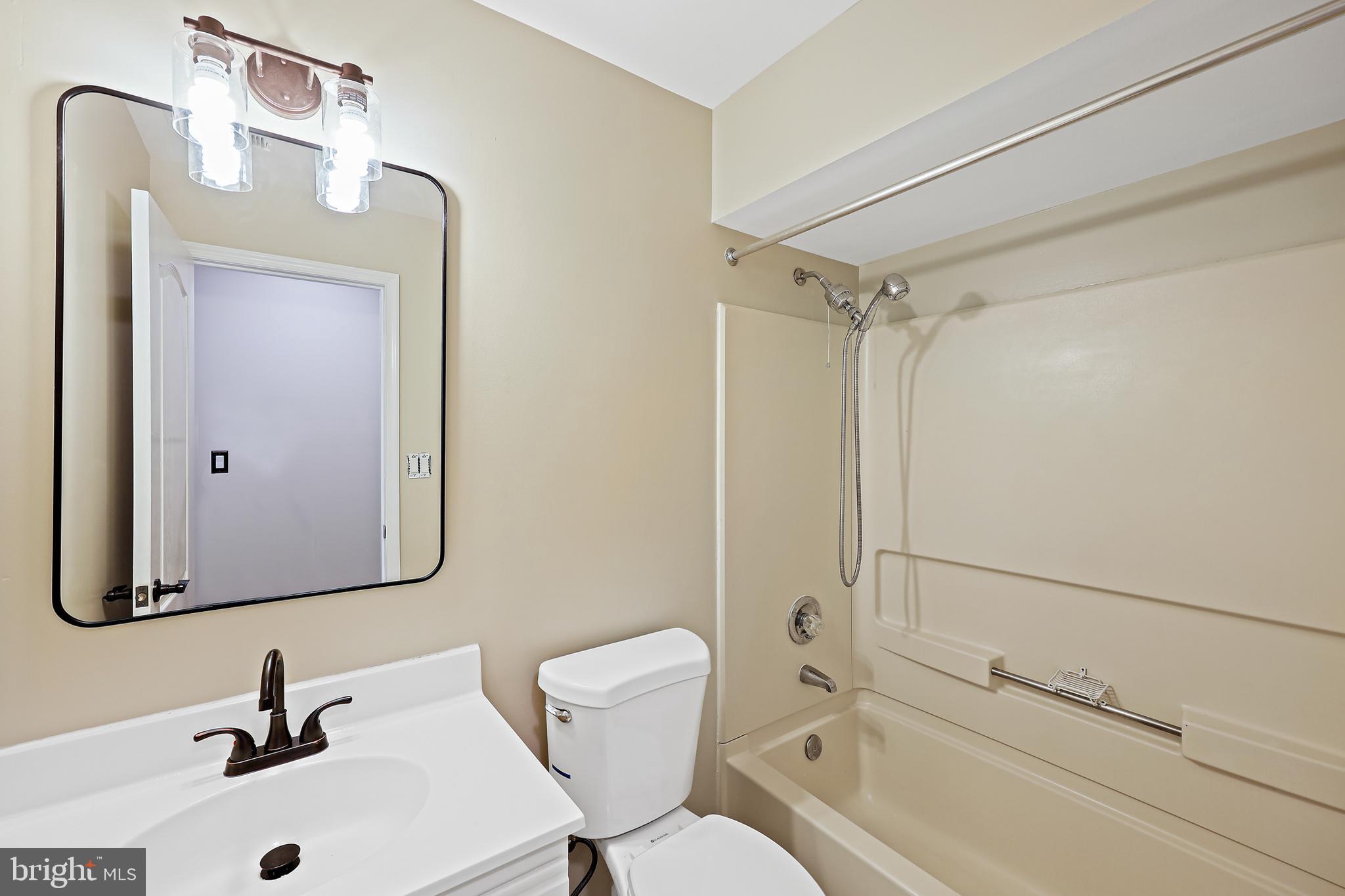 VILLAGE OF MONTGOMERY RUN - Residential