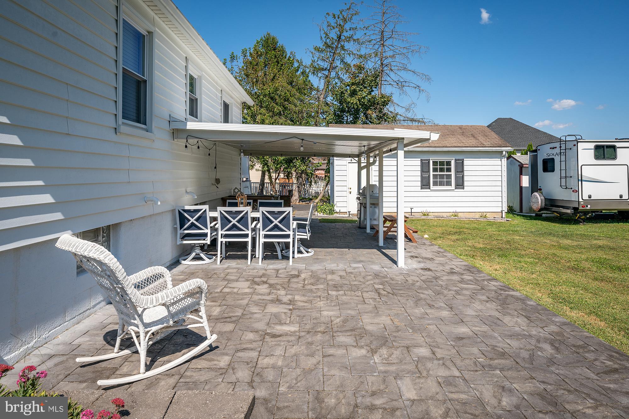 DARRYL GARDENS - Residential