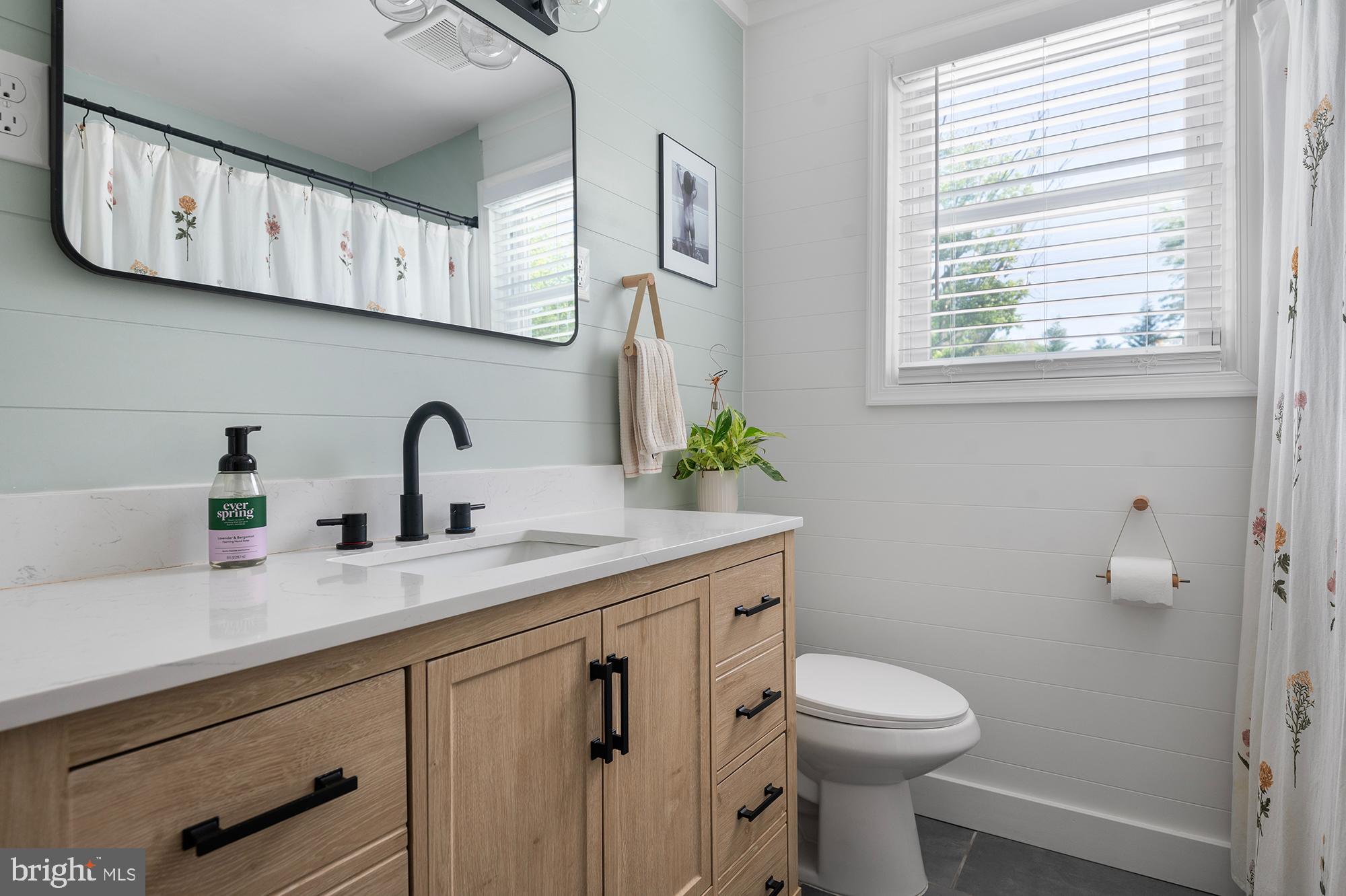 DARRYL GARDENS - Residential