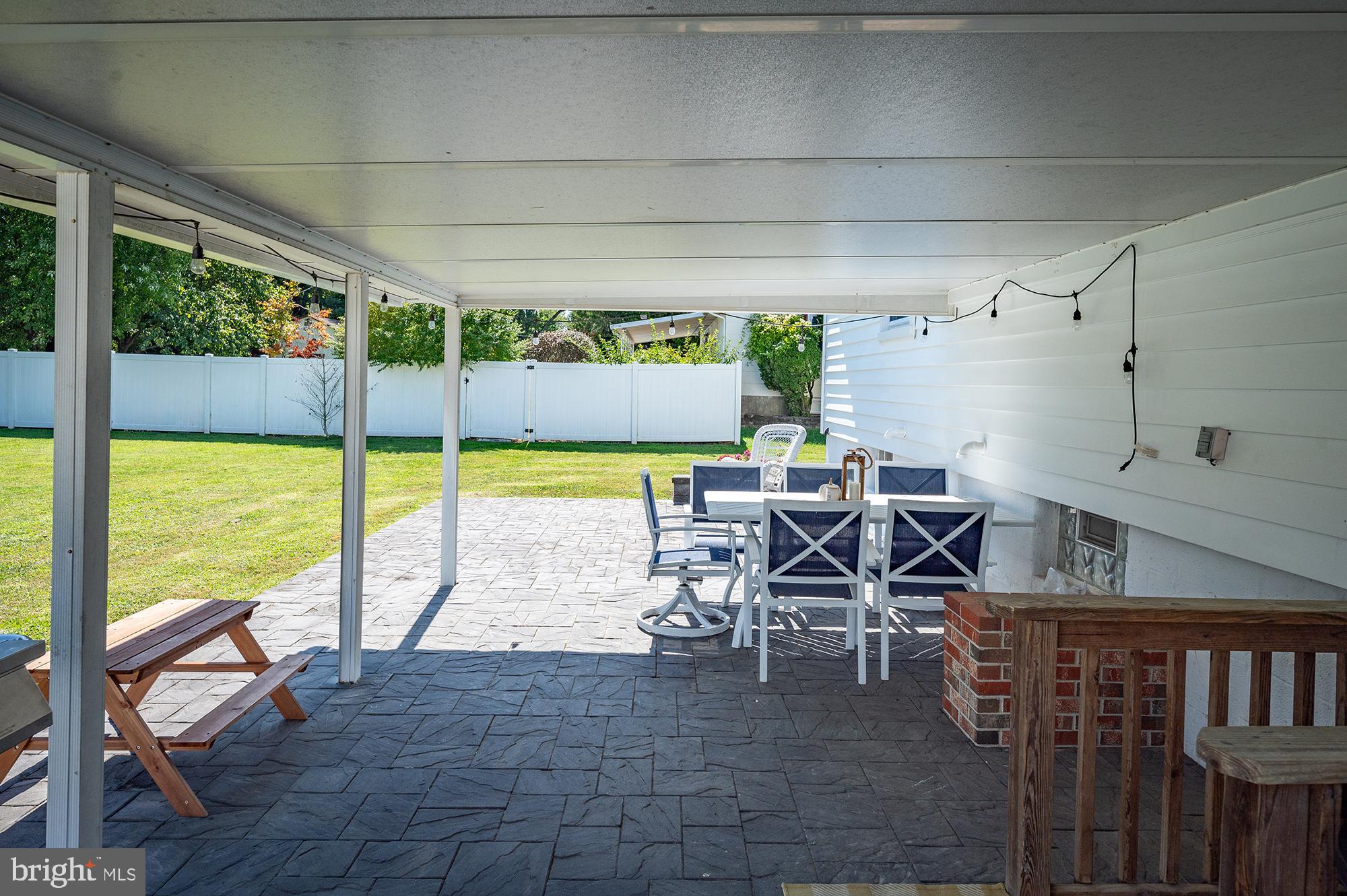 DARRYL GARDENS - Residential