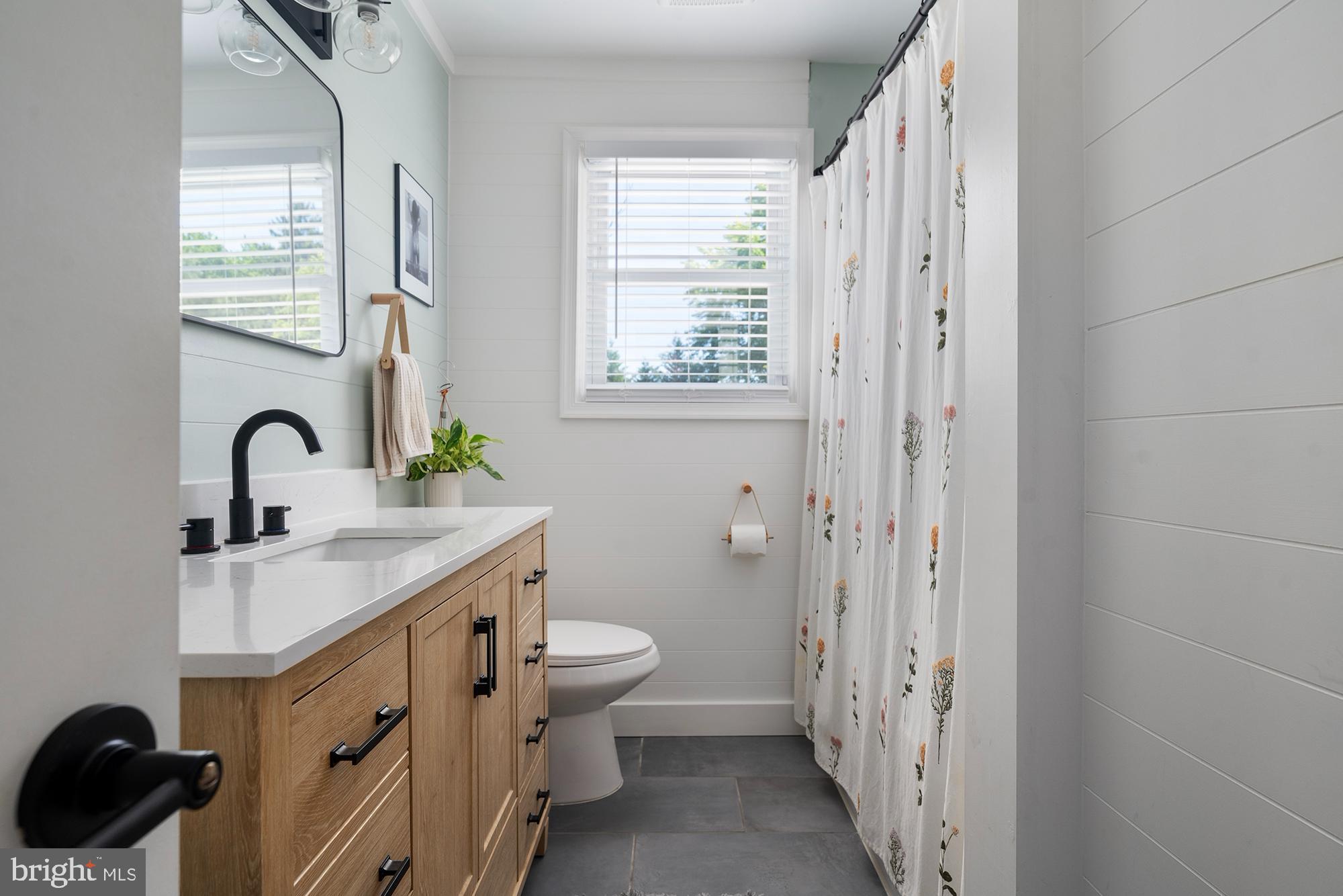 DARRYL GARDENS - Residential