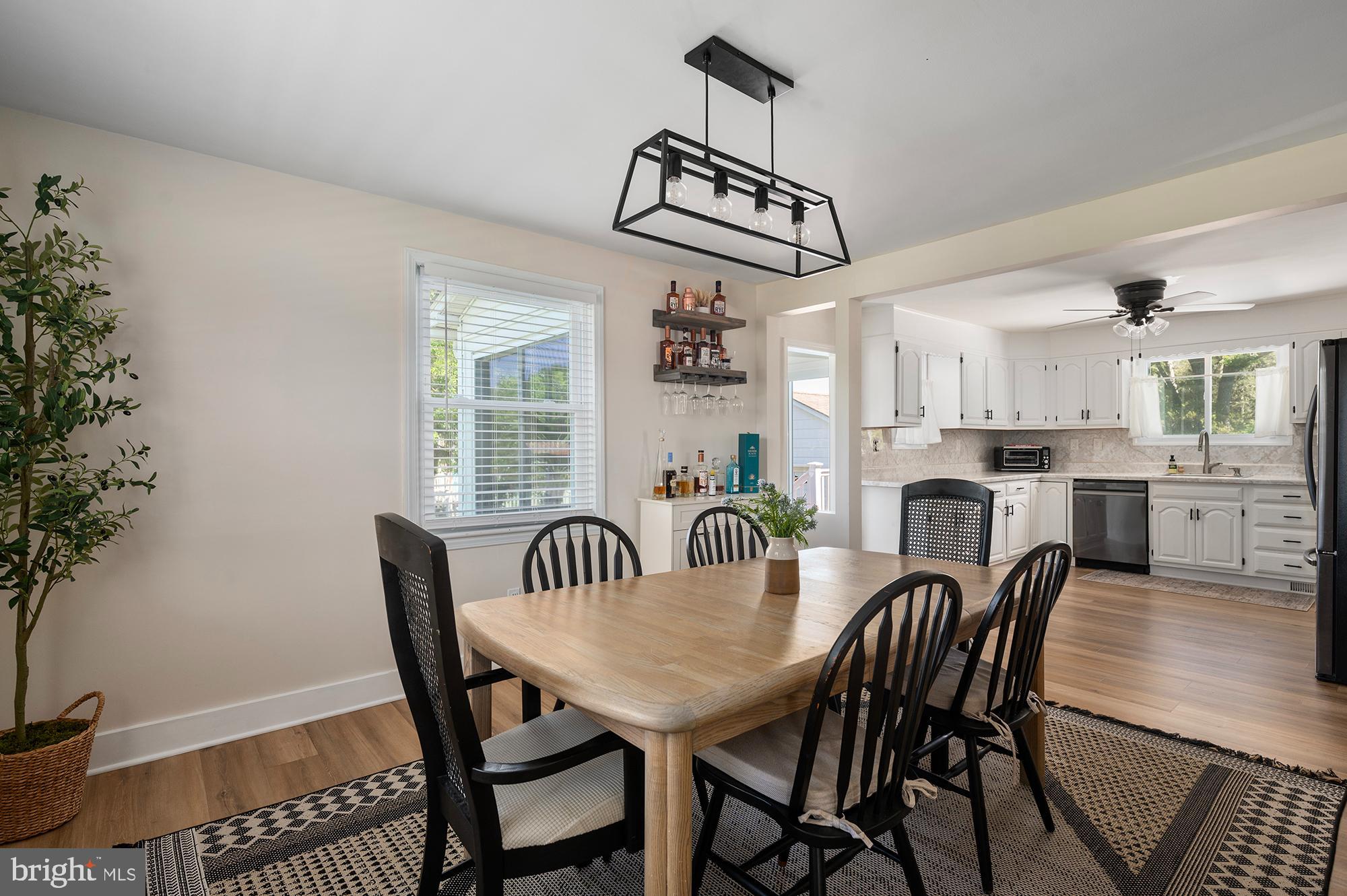 DARRYL GARDENS - Residential