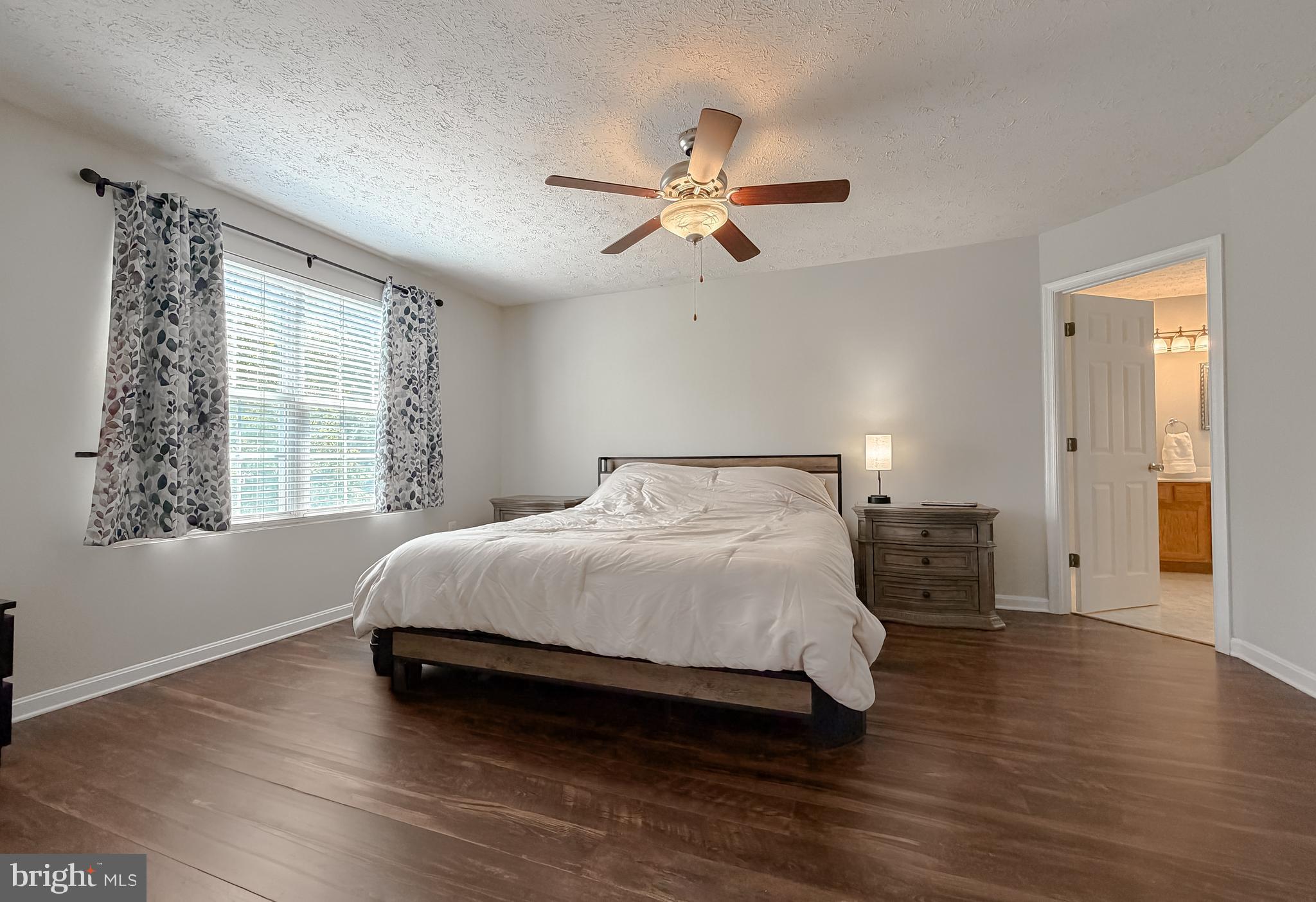 CEDAR COVE - Residential
