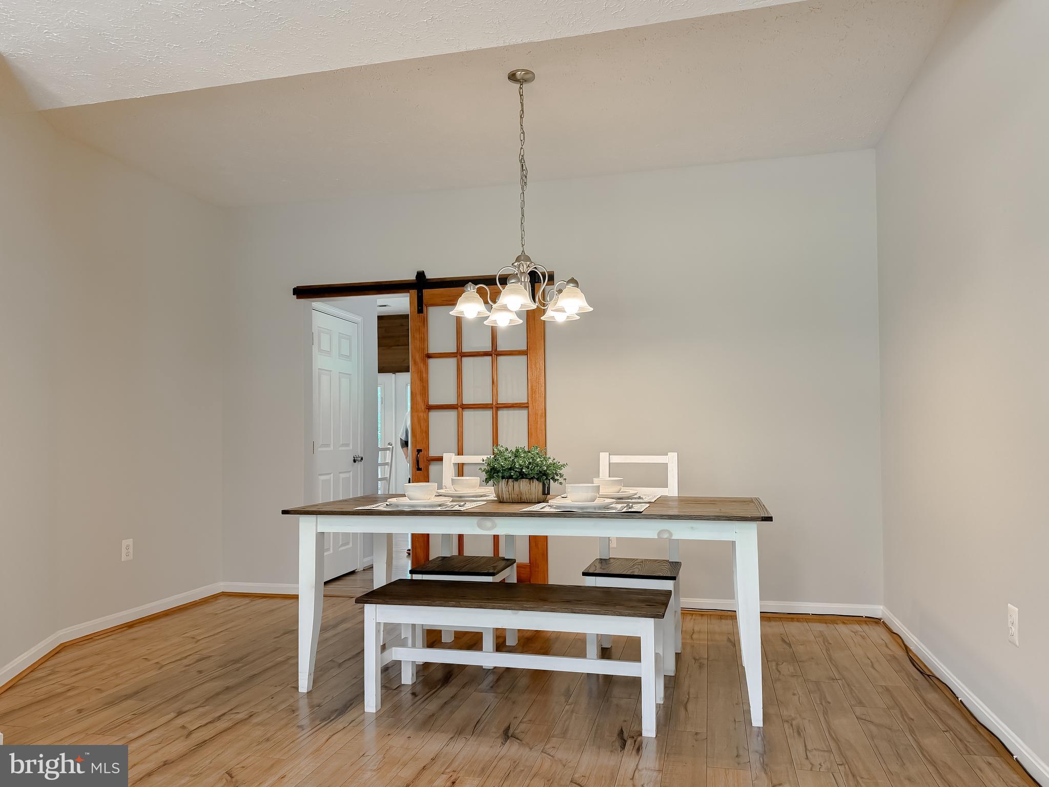 CEDAR COVE - Residential