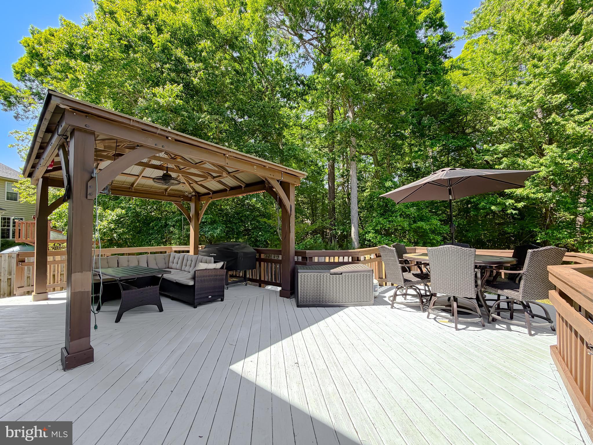 CEDAR COVE - Residential
