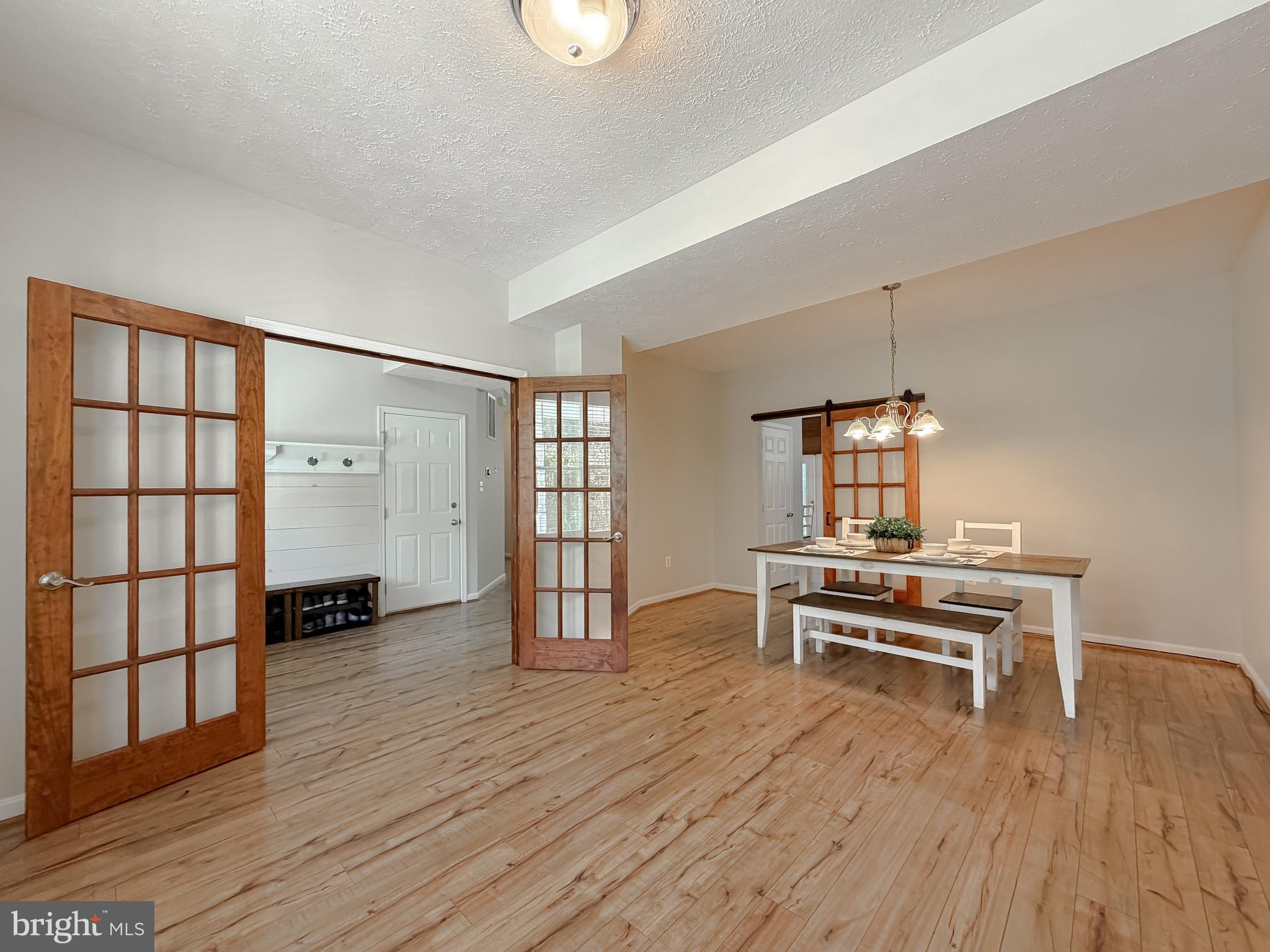 CEDAR COVE - Residential