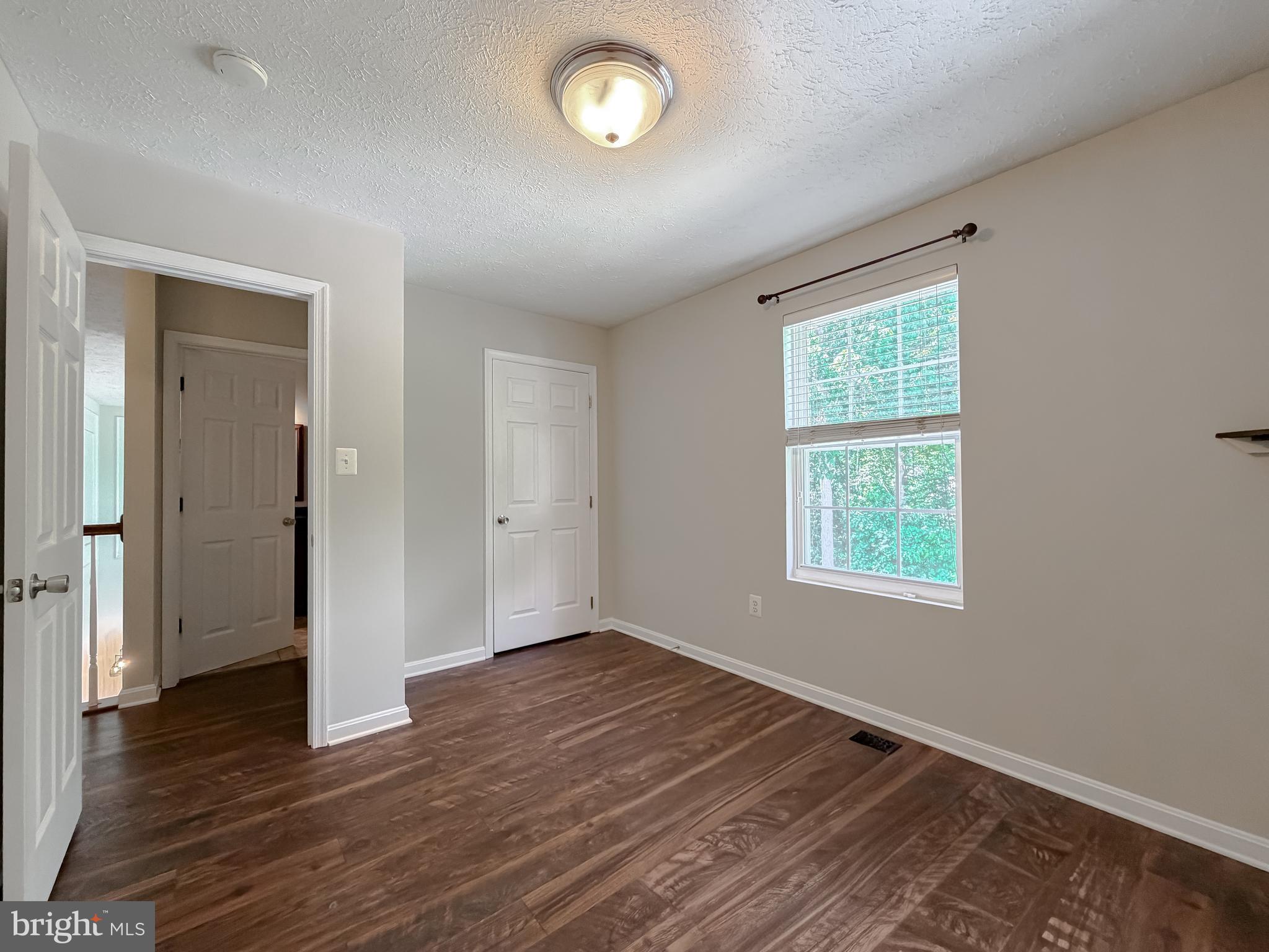 CEDAR COVE - Residential