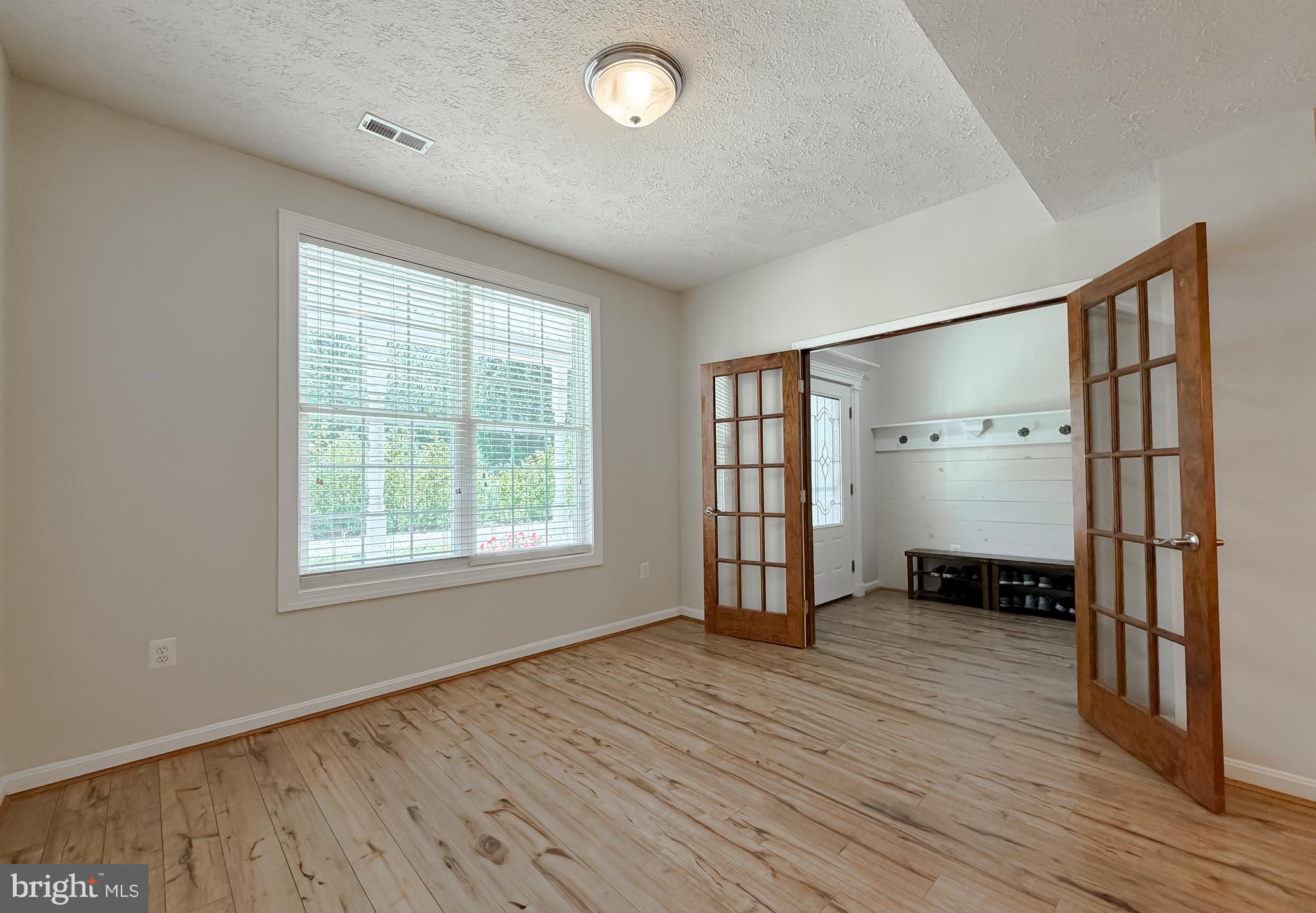 CEDAR COVE - Residential