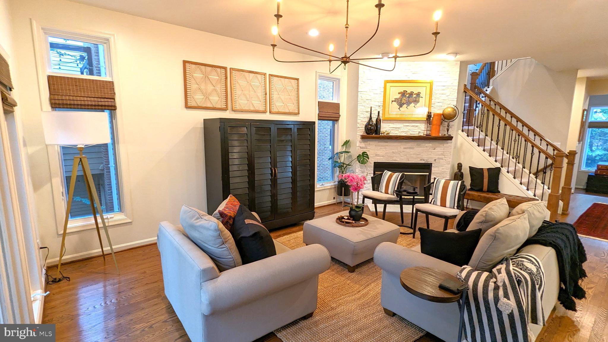 RESTON - Residential Lease