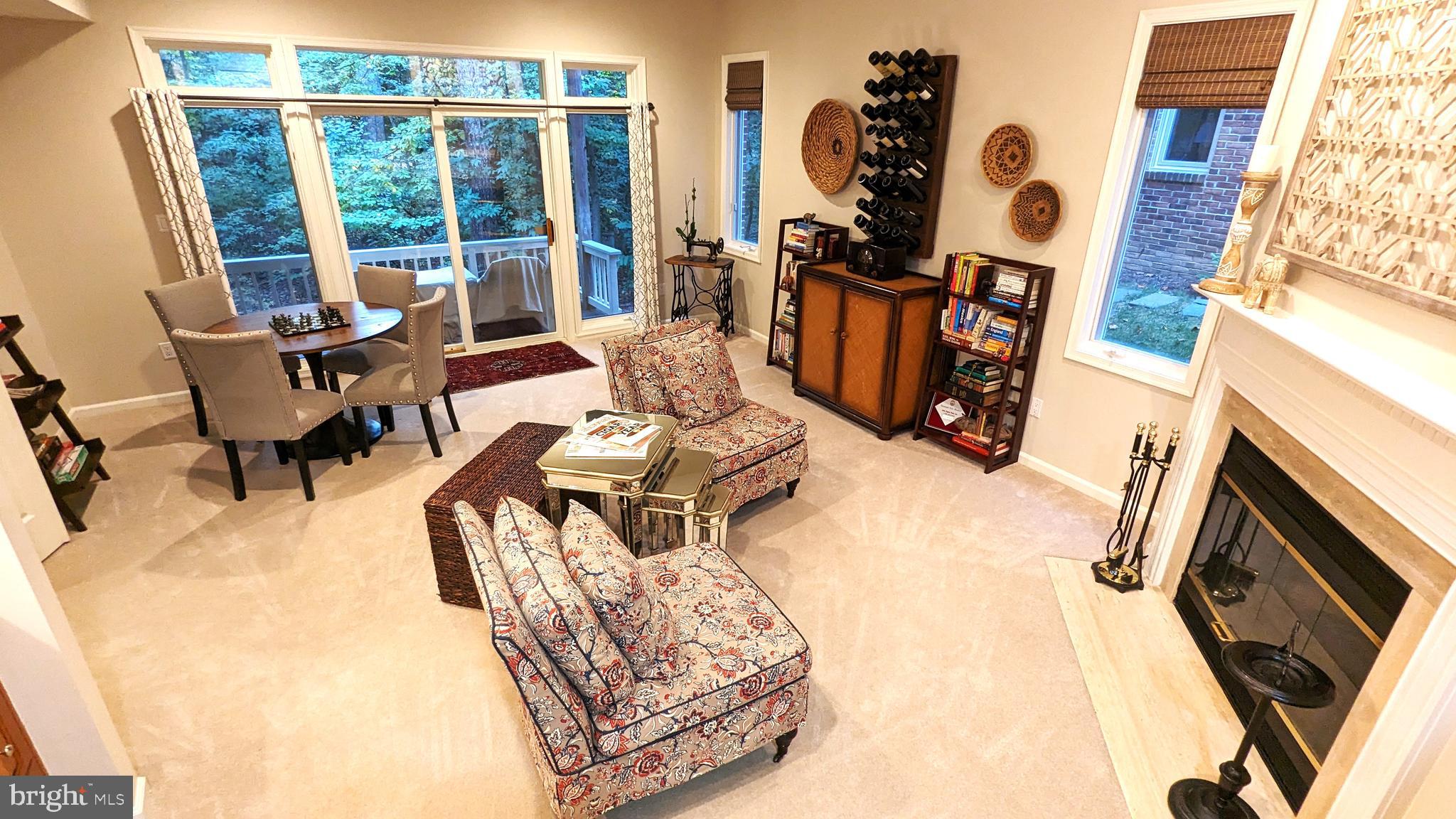 RESTON - Residential Lease