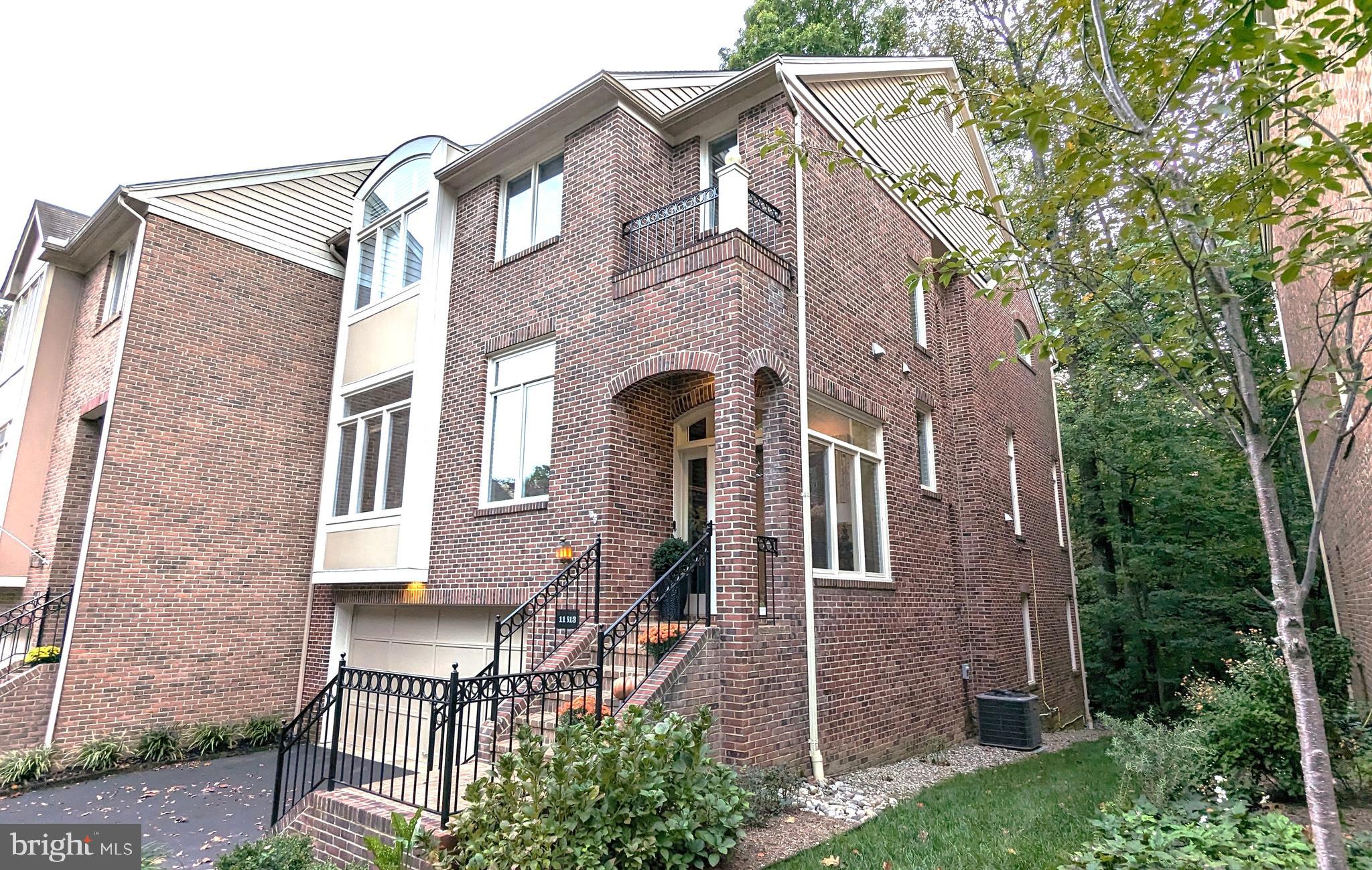 RESTON - Residential Lease